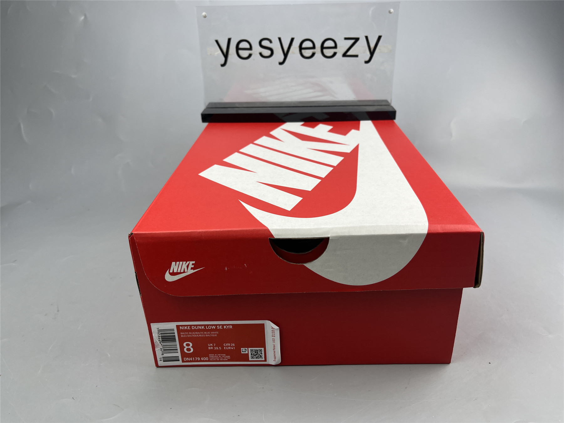 UA NIKE KYRIE IRVING X DUNK LOW SE GS 