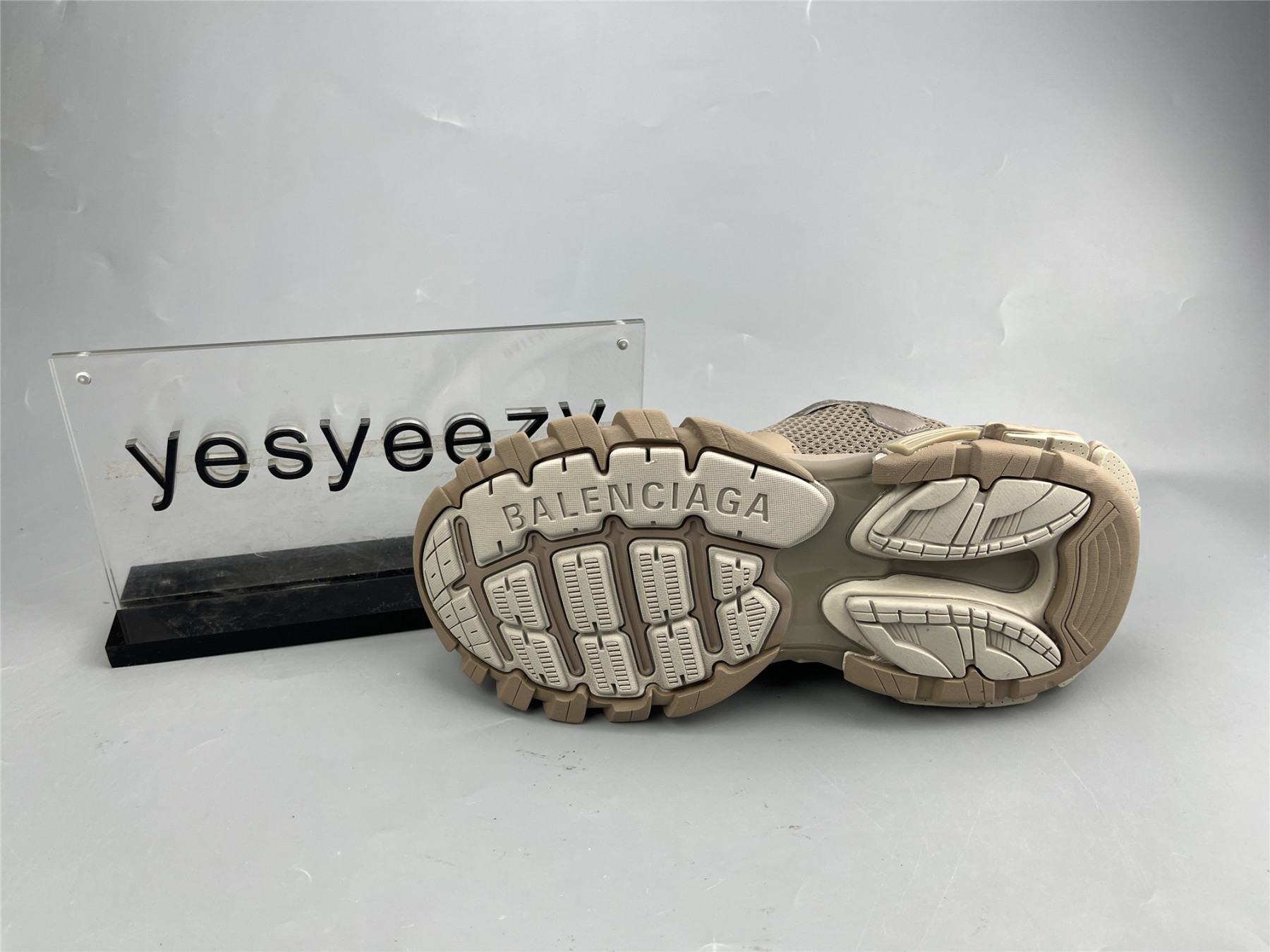 UA TRACK 3 SNEAKER DRK BEIG