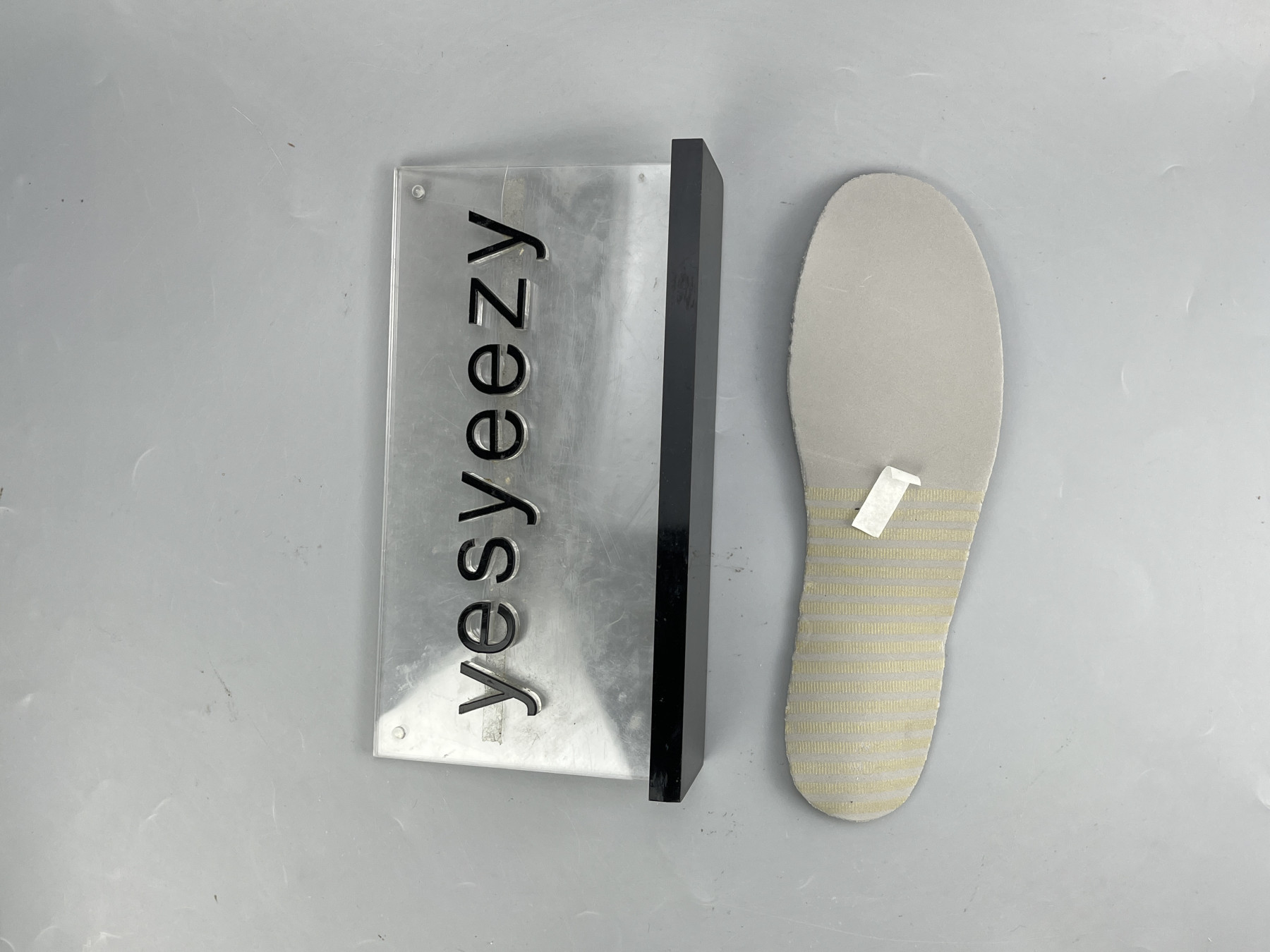 UA NIKE WMNS DUNK LOW 