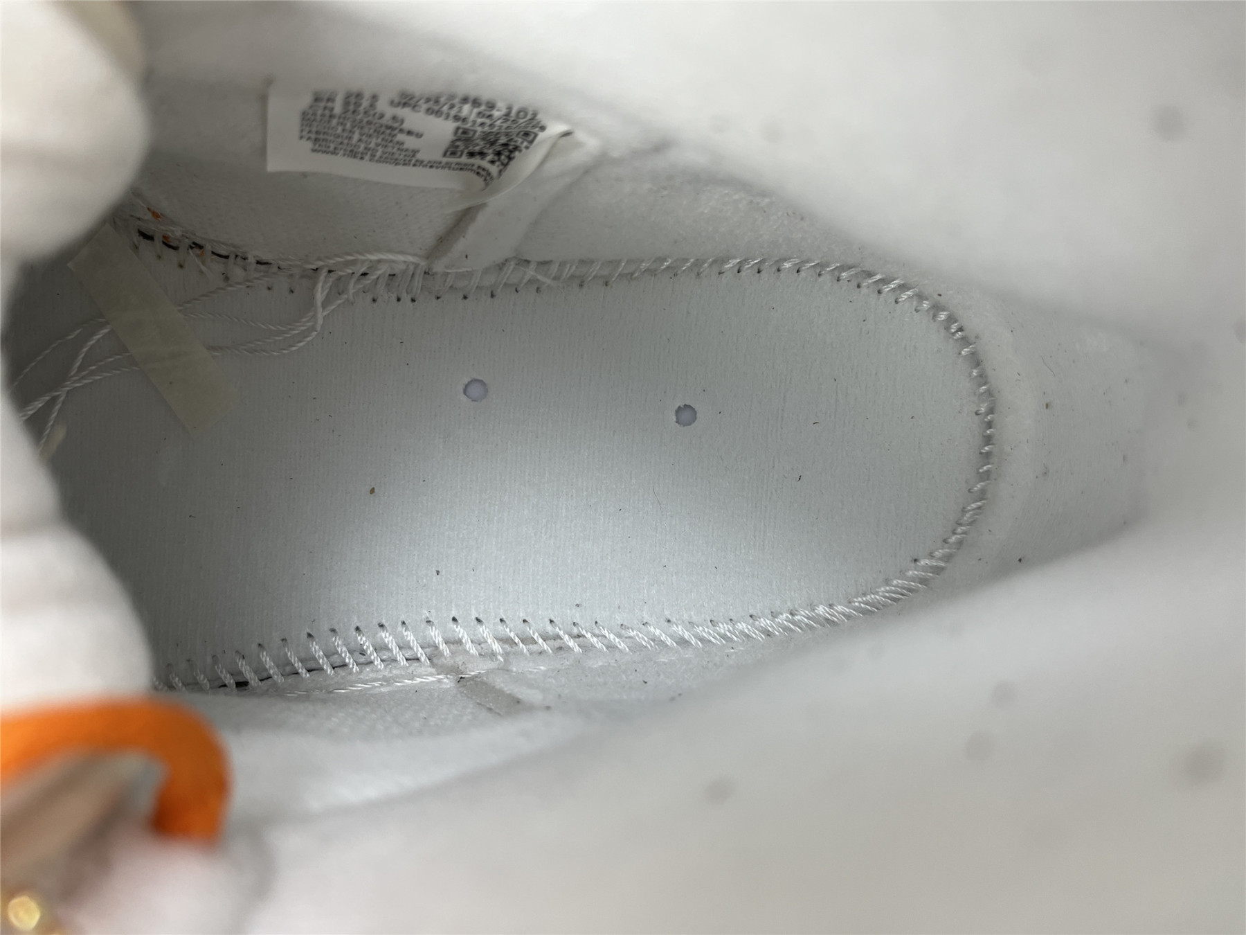 UA WMNS AIR JORDAN 1 HIGH OG 