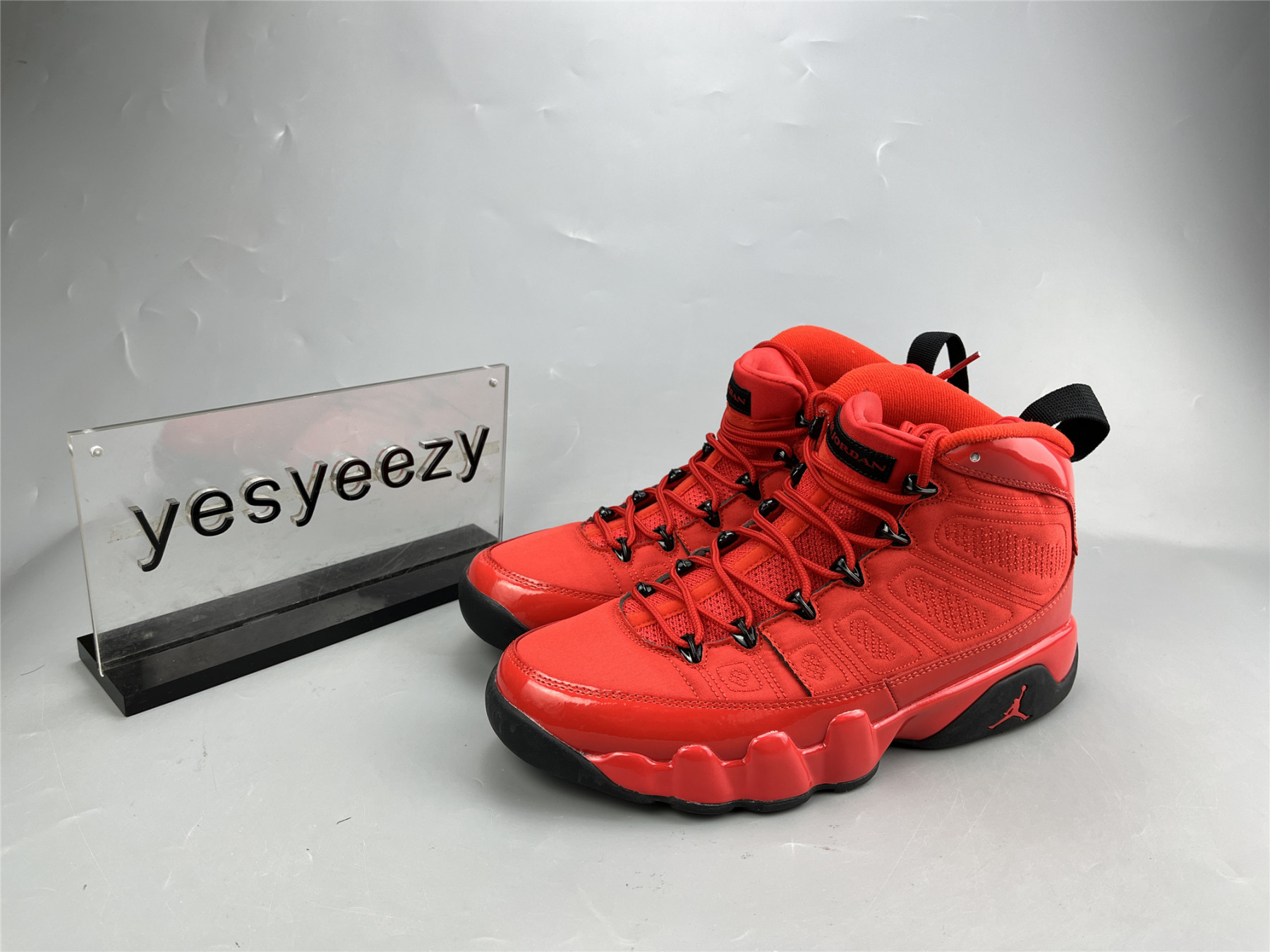 UA AIR JORDAN 9 RETRO 