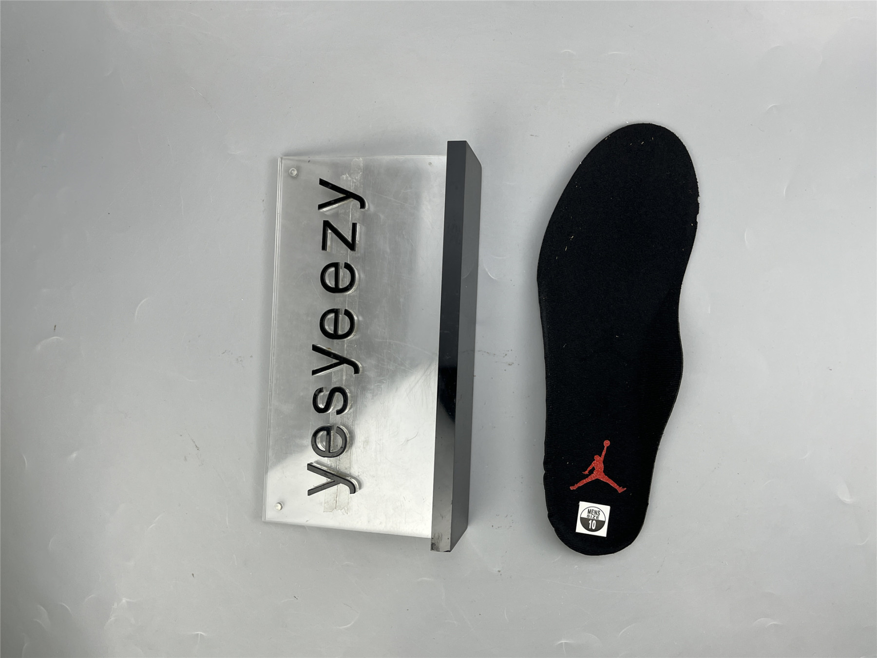 UA AIR JORDAN 9 RETRO 