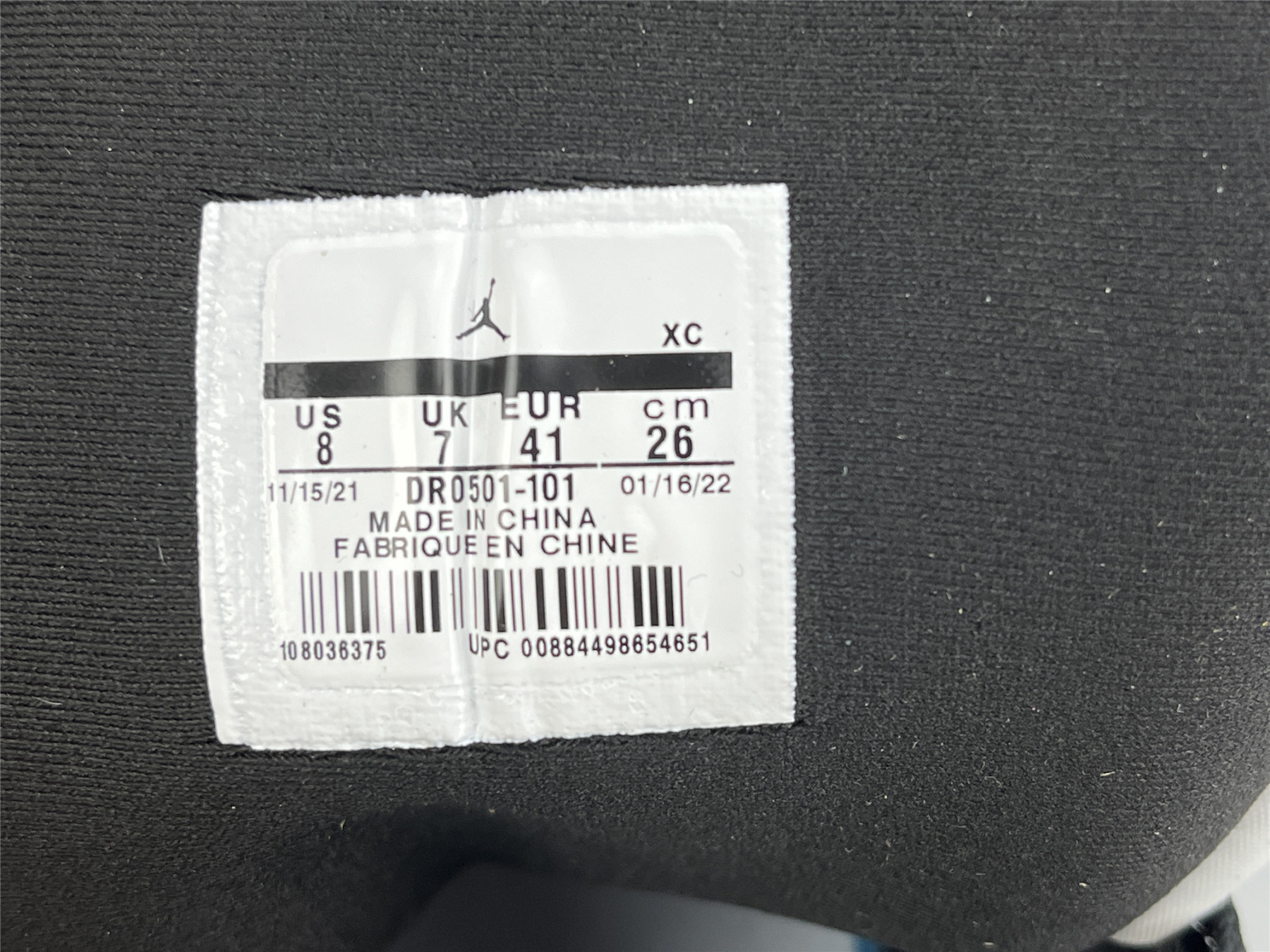 UA WMNS AIR JORDAN 1 MID SE