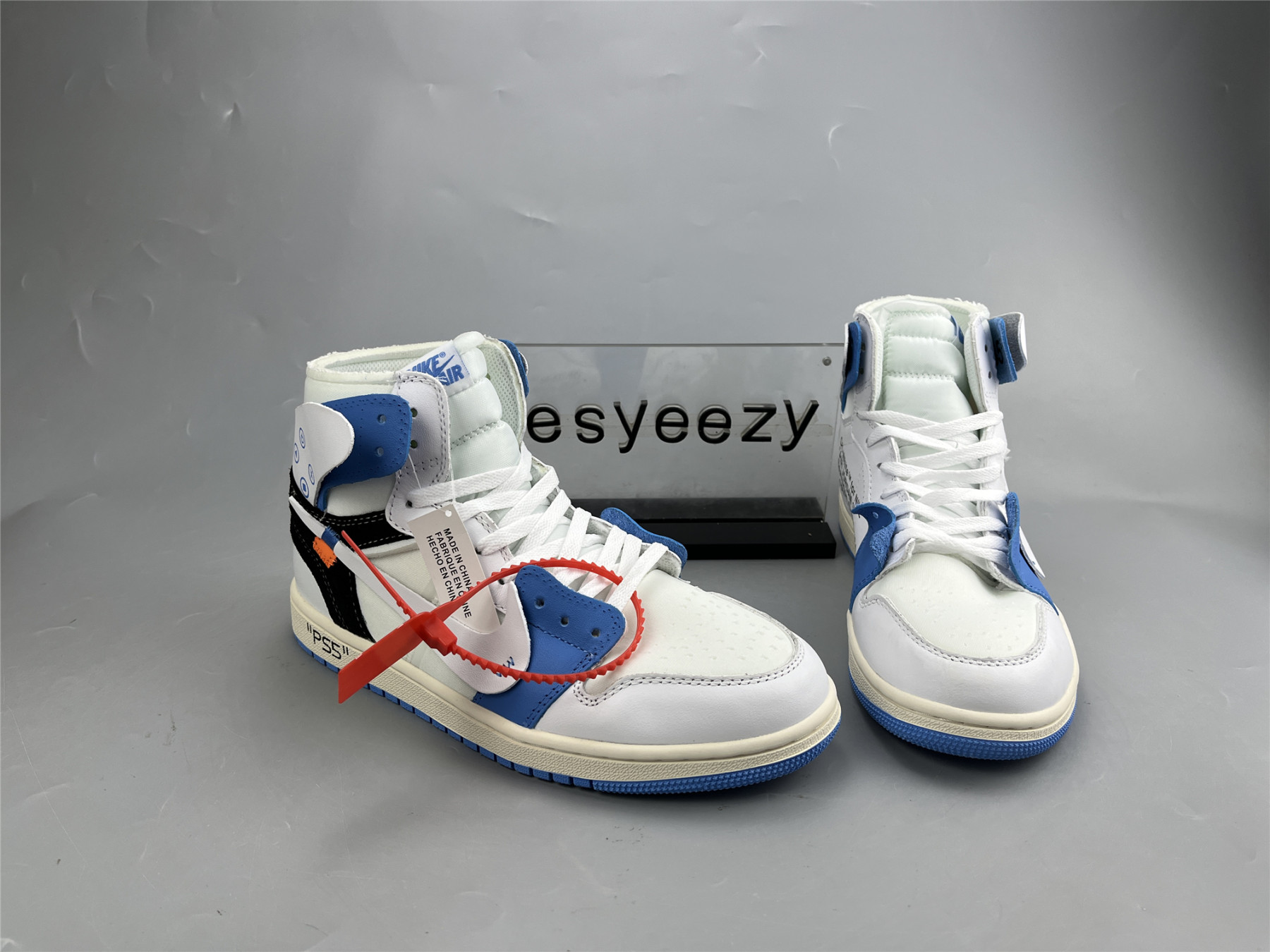 UA AIR JORDAN 1 OFF WHITE NRG