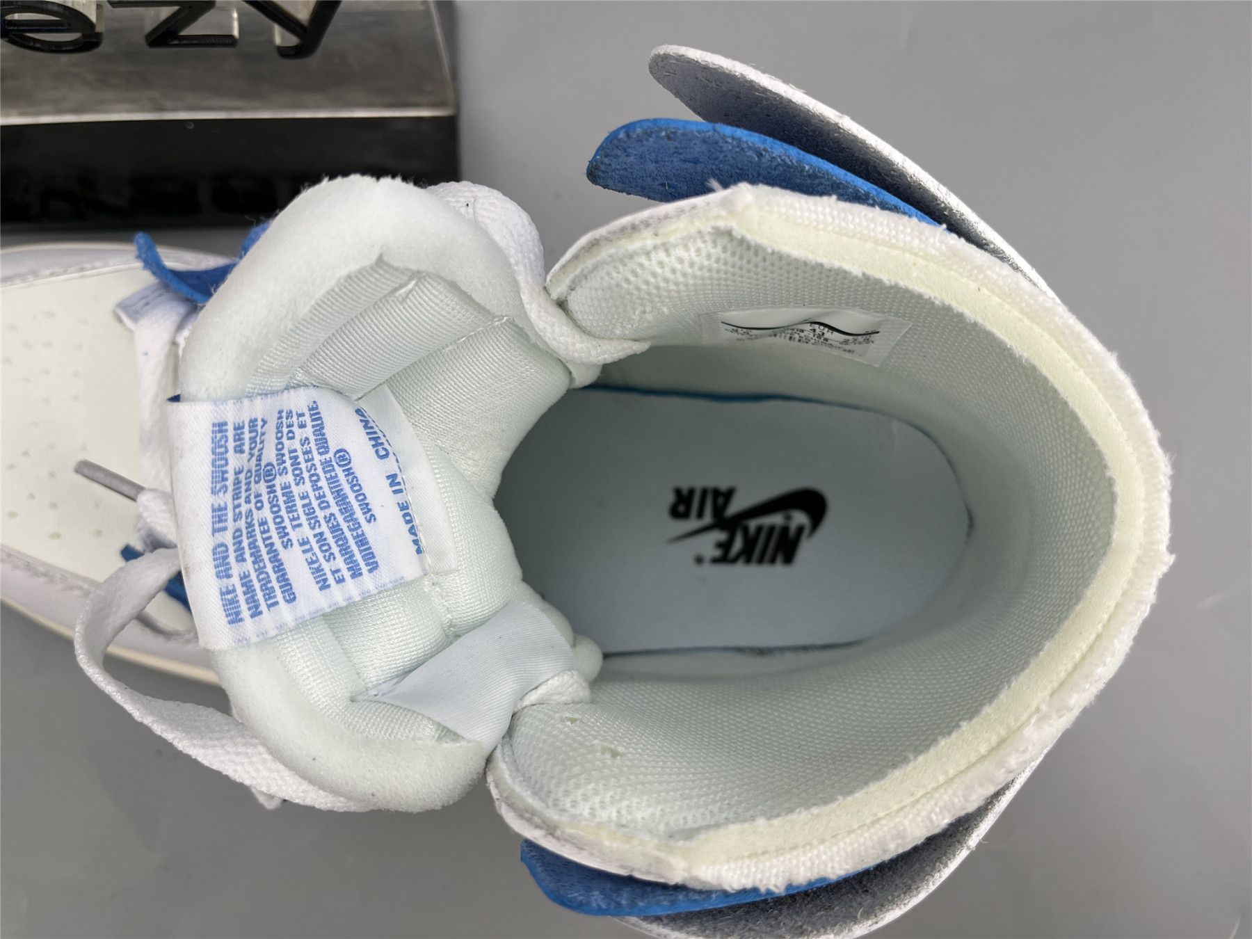 UA AIR JORDAN 1 OFF WHITE NRG