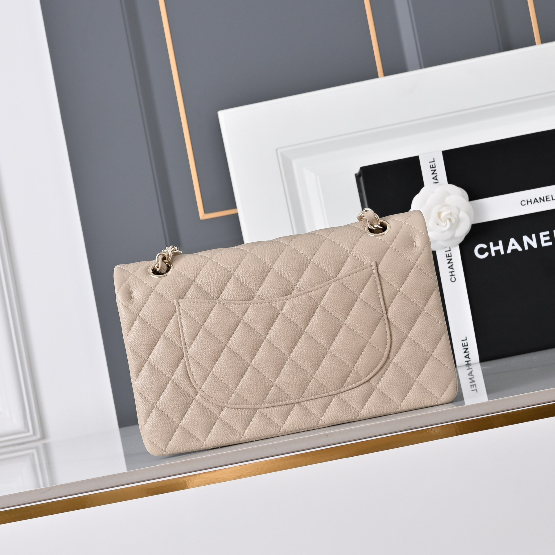 Ch**el Classic Flap Milk Tea Caviar Leather Light Gold Hardware A01112 15.5x25.5x6.5cm