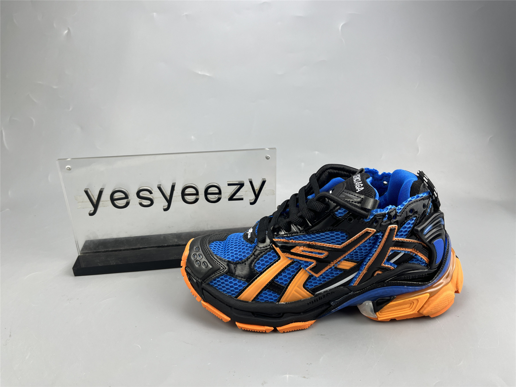UA RUNNER ROYAL ORANGE