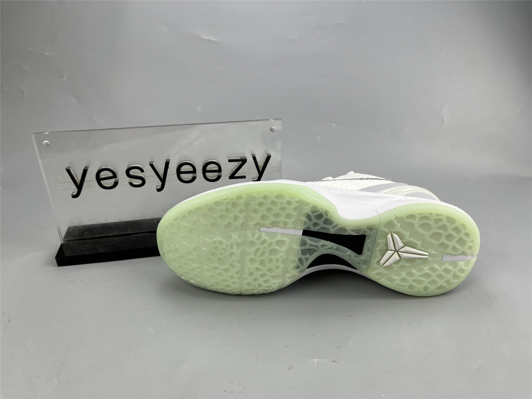 UA NIKE ZOOM KOBE 6 PROTRO TUCKER PROMO