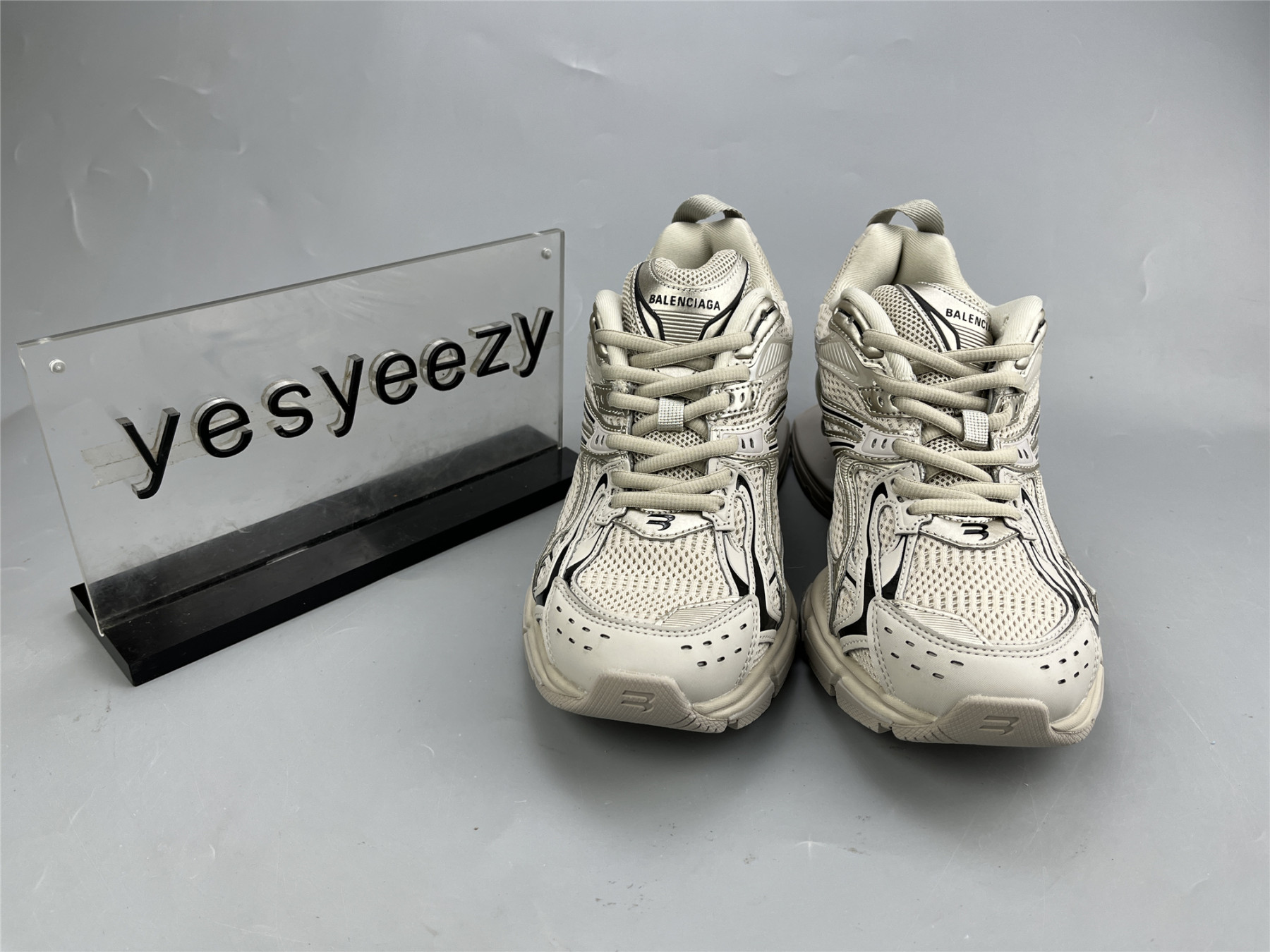 UA X-PANDER BEIGE BROWN