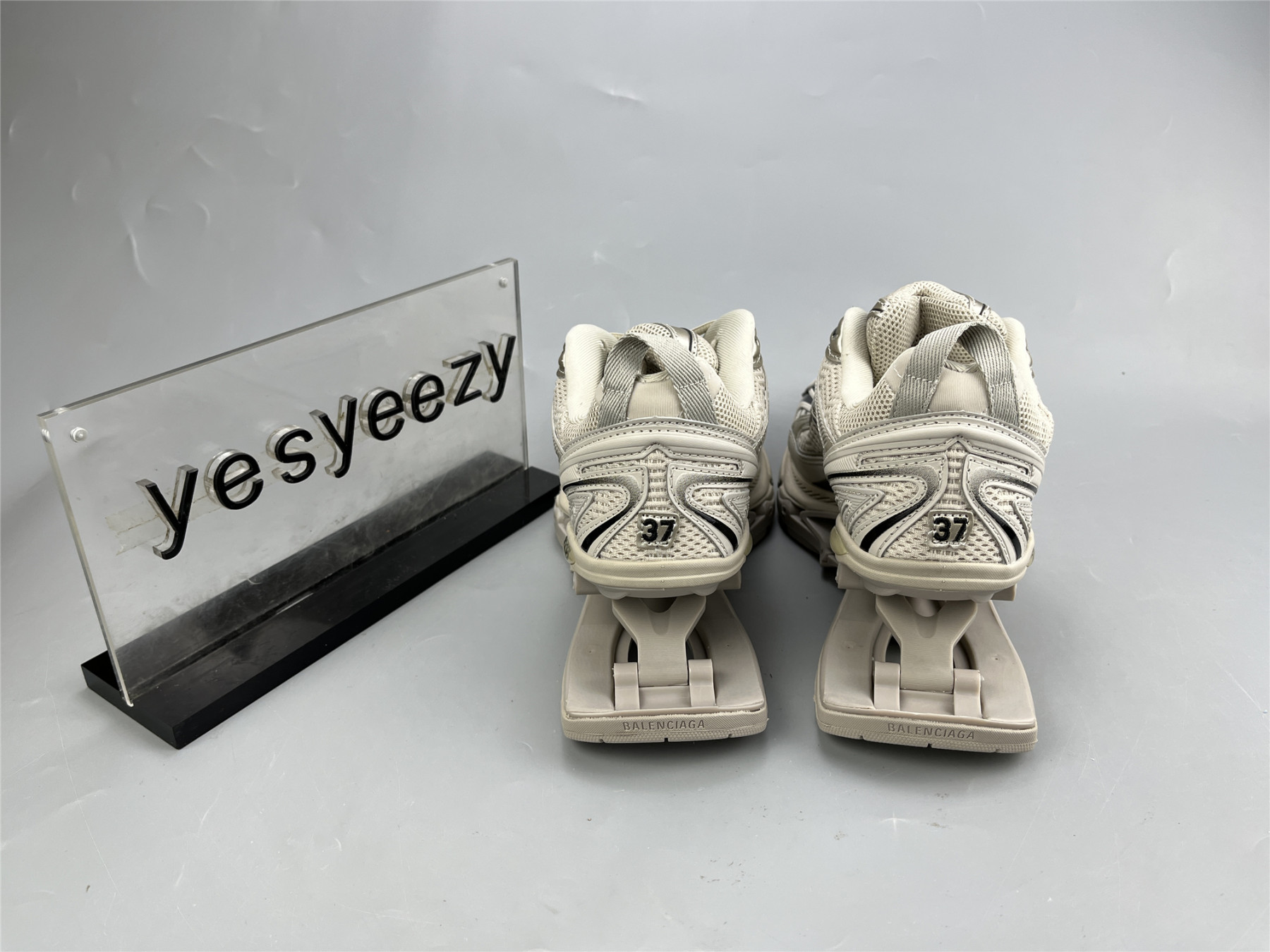 UA X-PANDER BEIGE BROWN