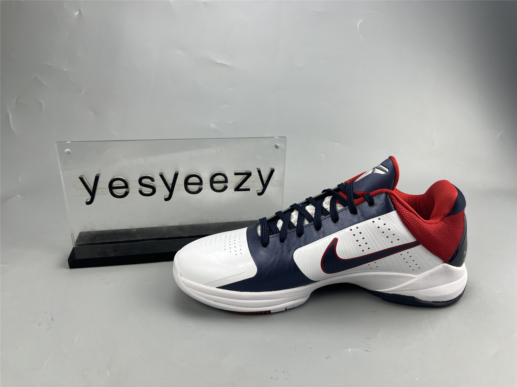 UA NIKE KOBE 5 PROTRO