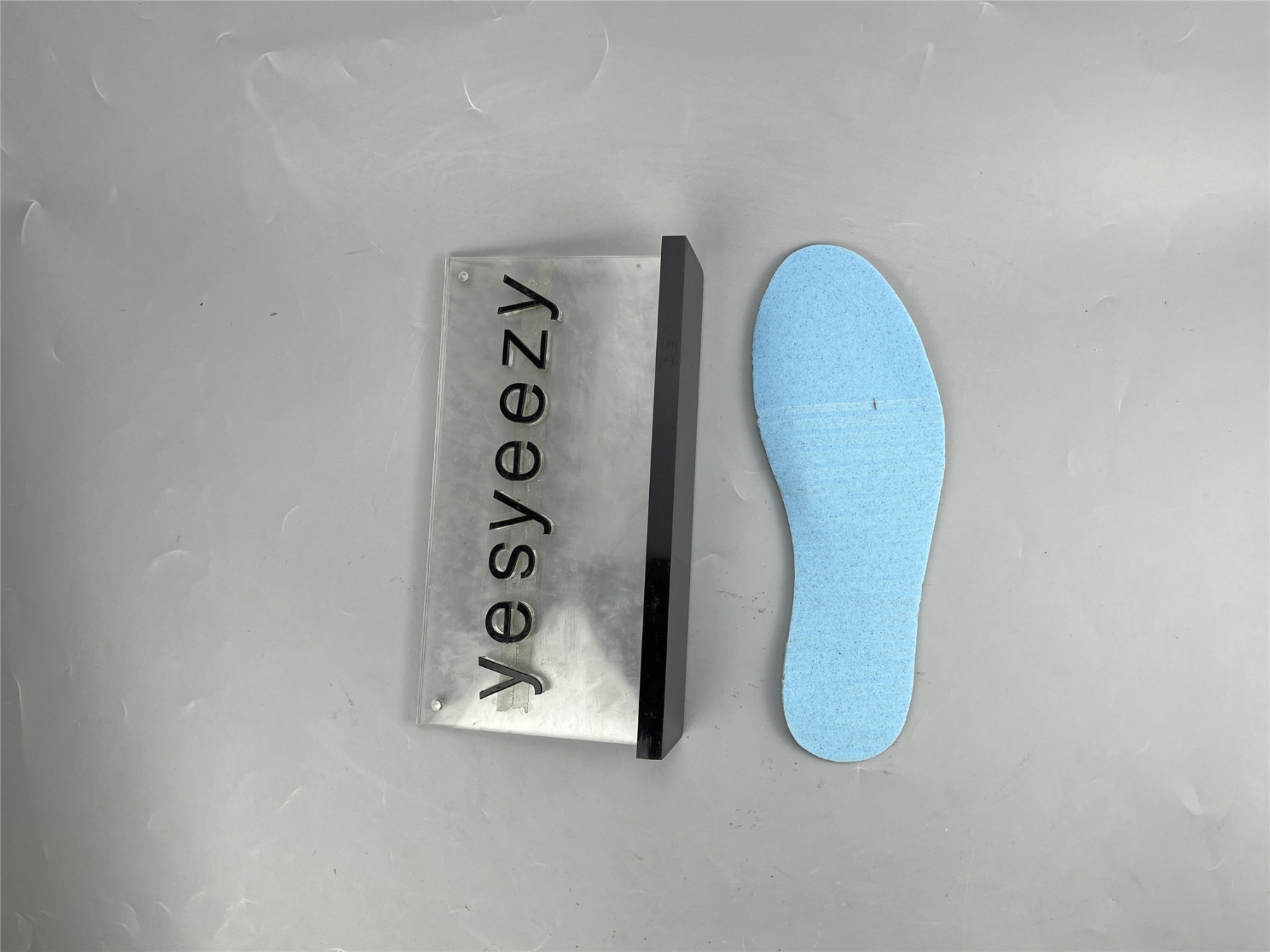 UA AIR JORDAN 1 RETRO LOW OG 