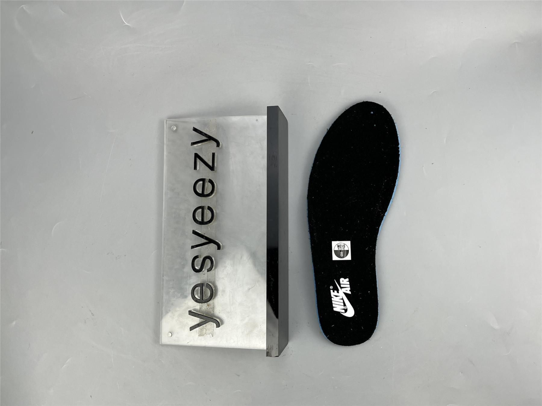 UA AIR JORDAN 1 LOW OG SP