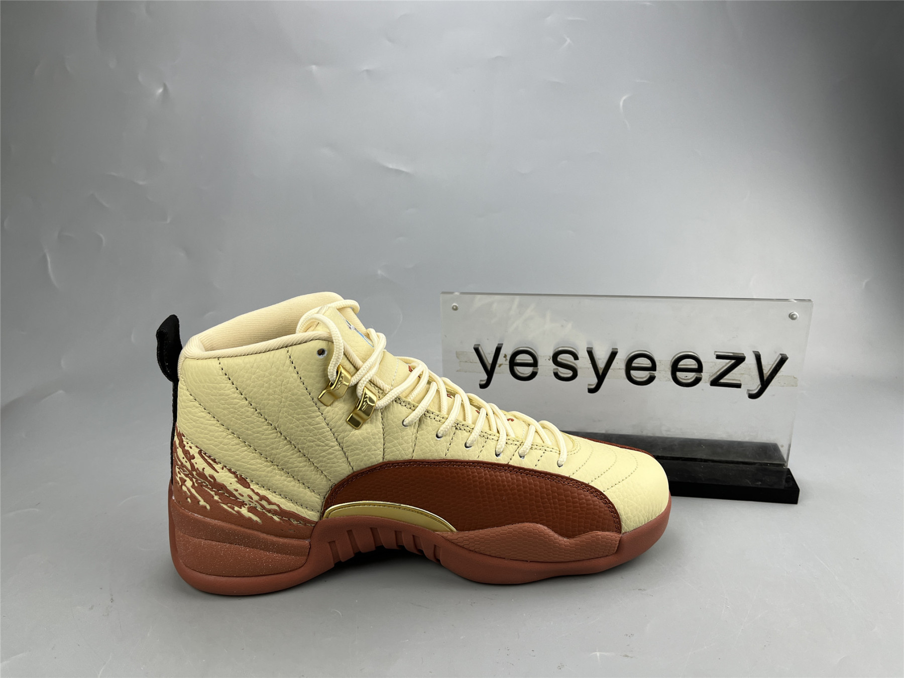 UA EASTSIDE GOLF X AIR JORDAN 12 RETRO 