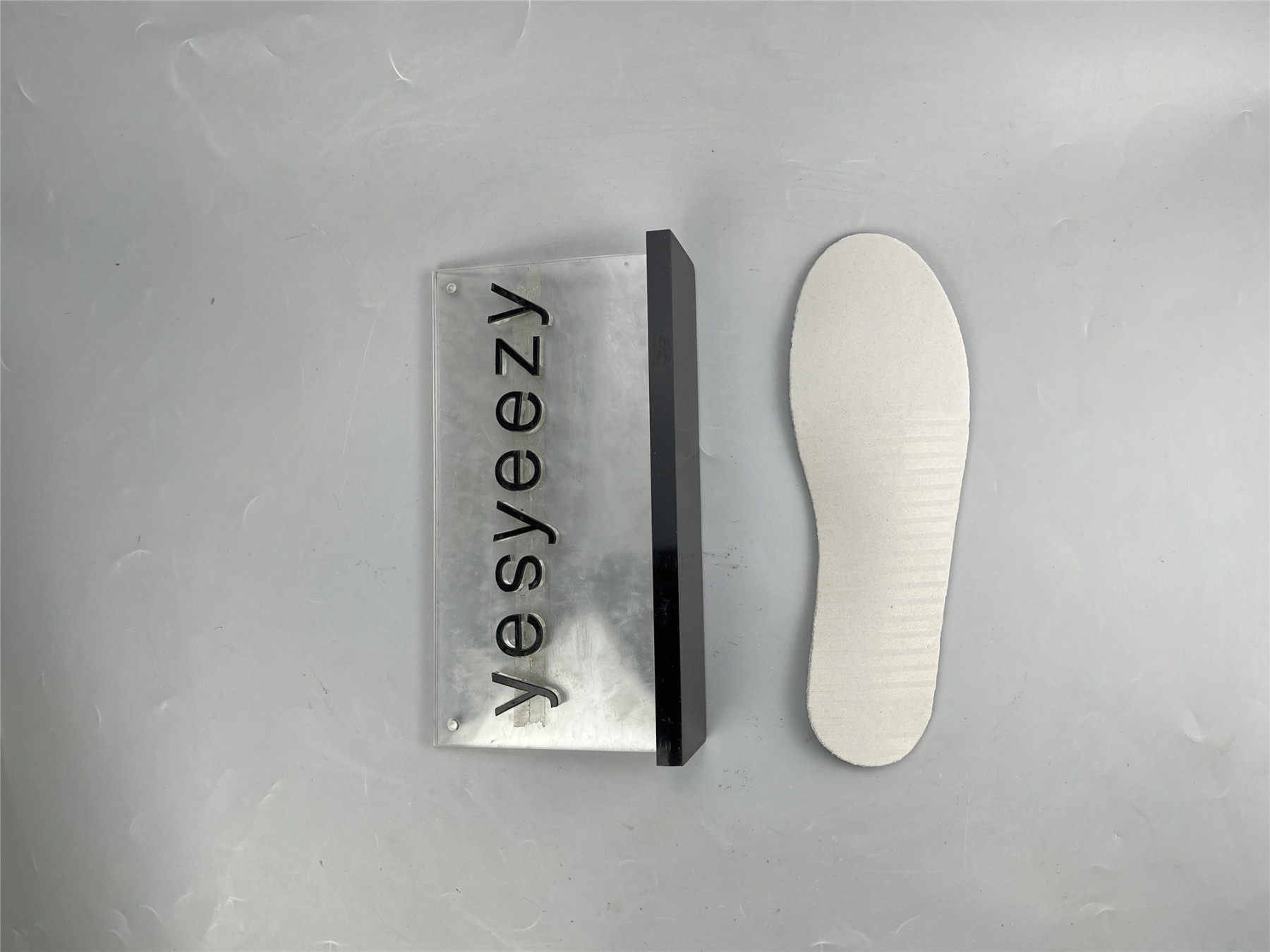 UA NIKE DUNK LOW PURPLE YELLOW