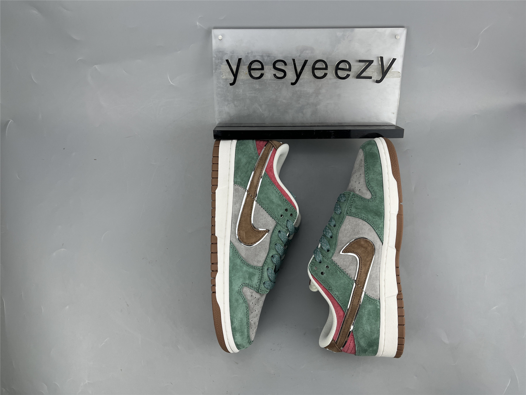 UA NIKE DUNK LOW GREY BLUE