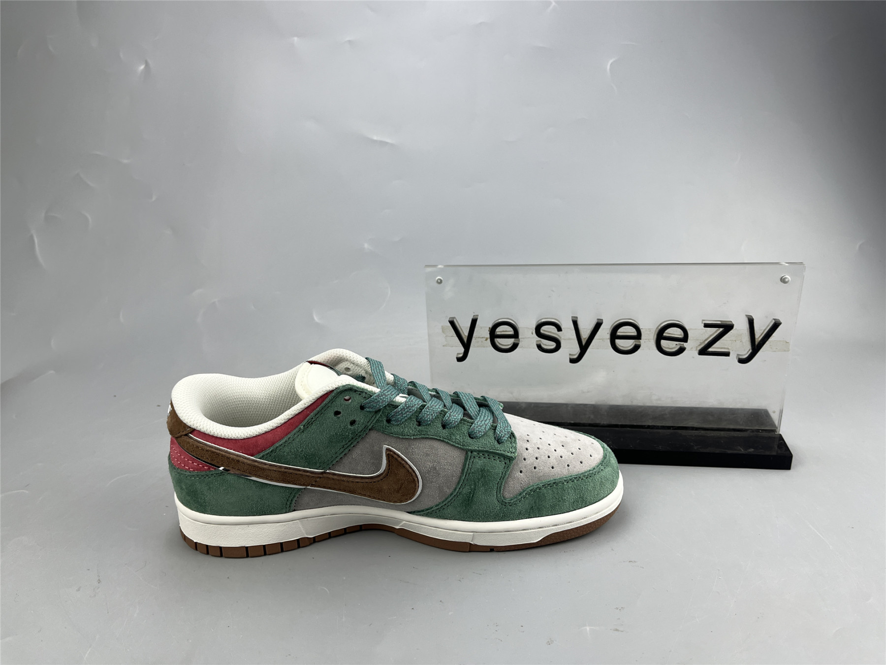 UA NIKE DUNK LOW GREY BLUE