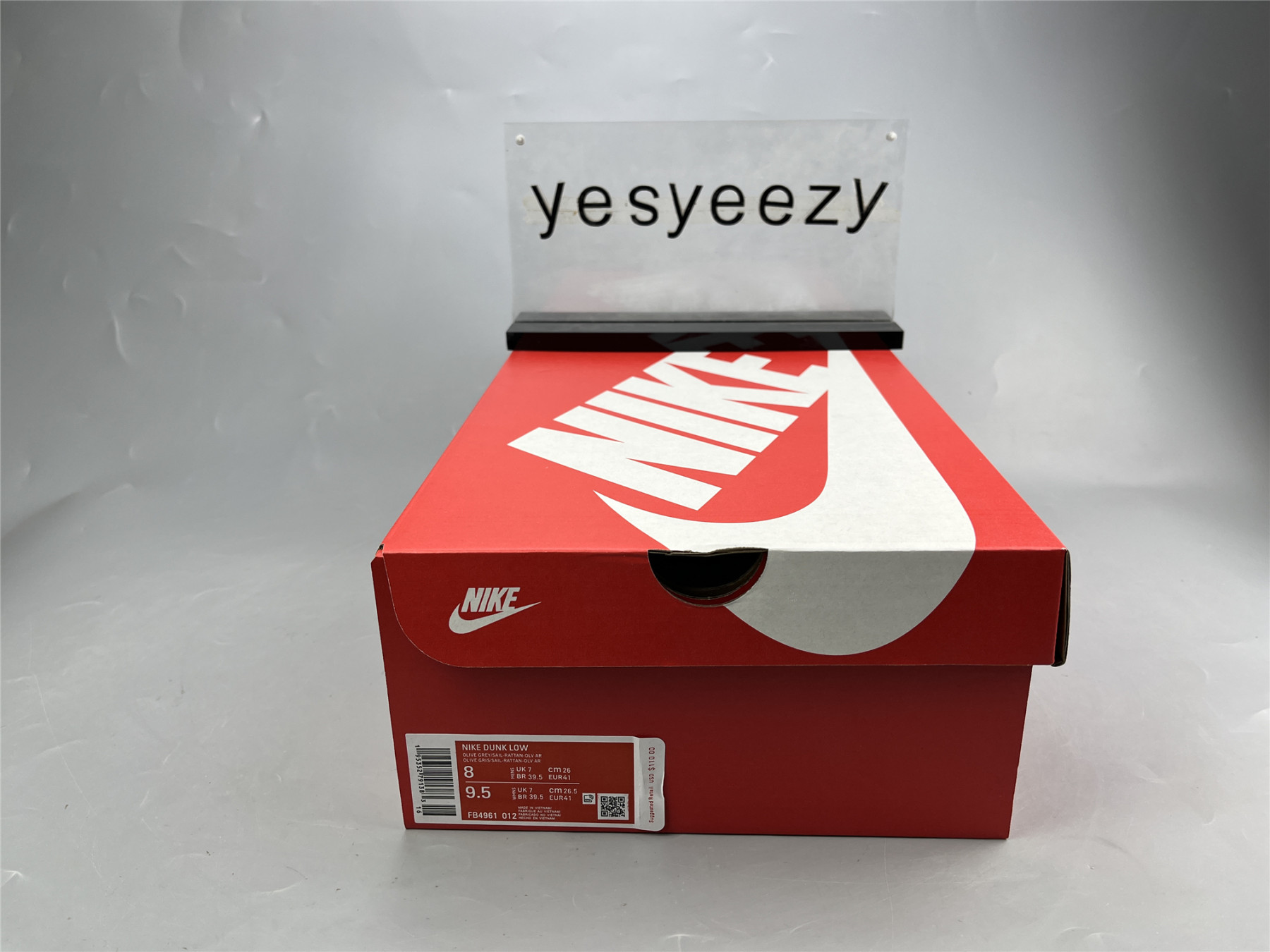 UA NIKE DUNK LOW MOCHA