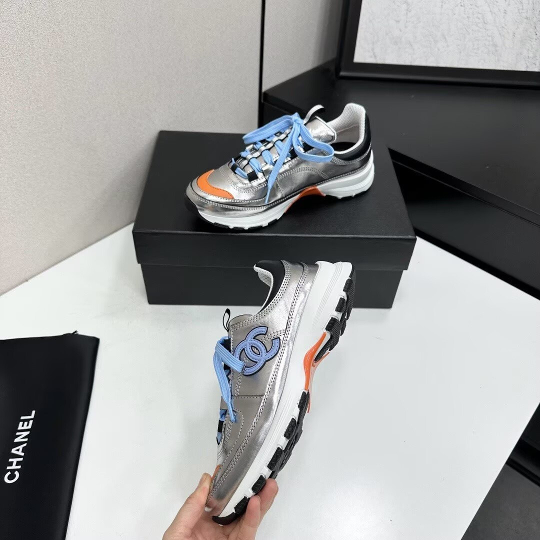 UA Ch**el SNEAKERS