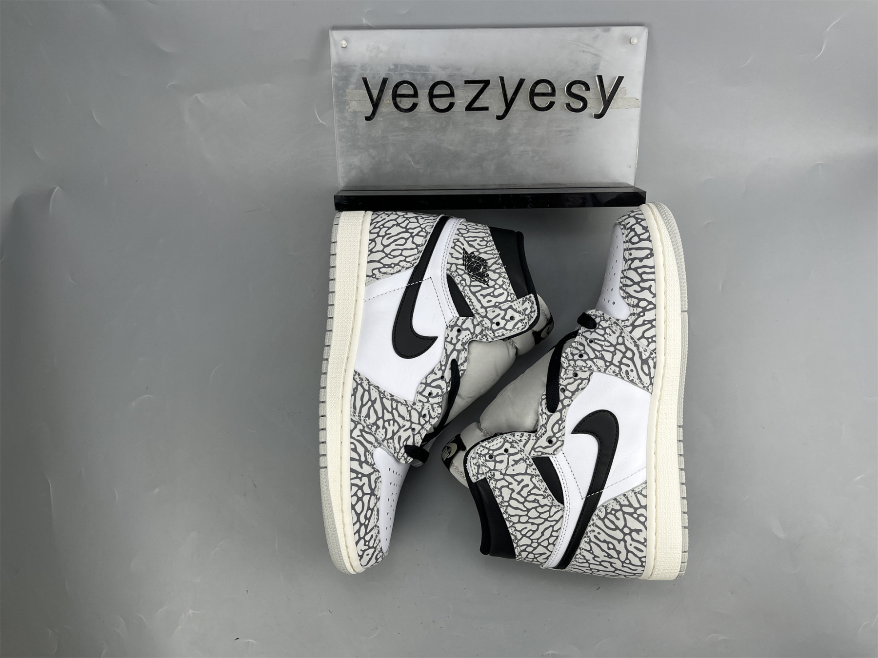 UA AIR JORDAN 1 RETRO HIGH OG 