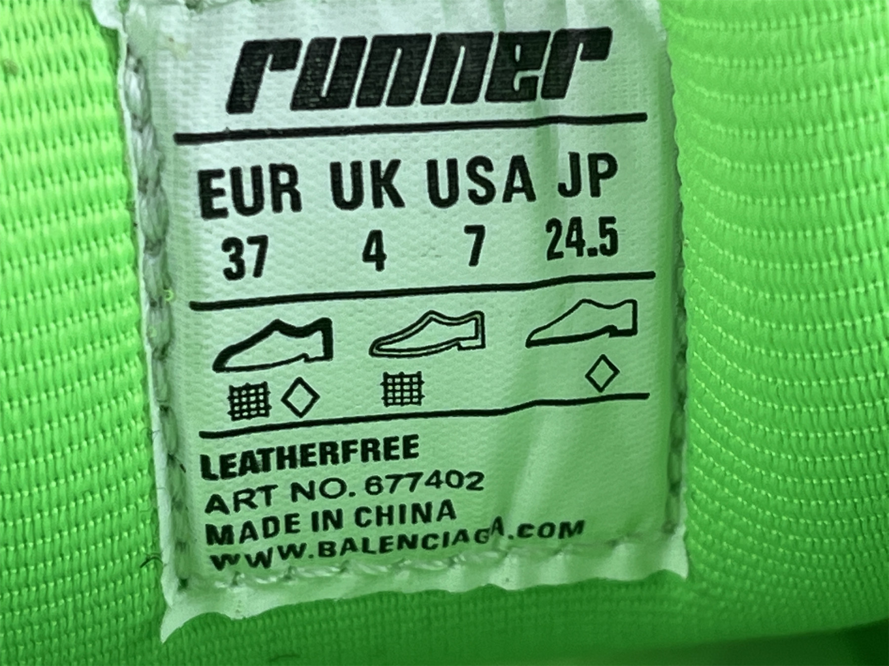 UA RUNNER WHITE GREEN
