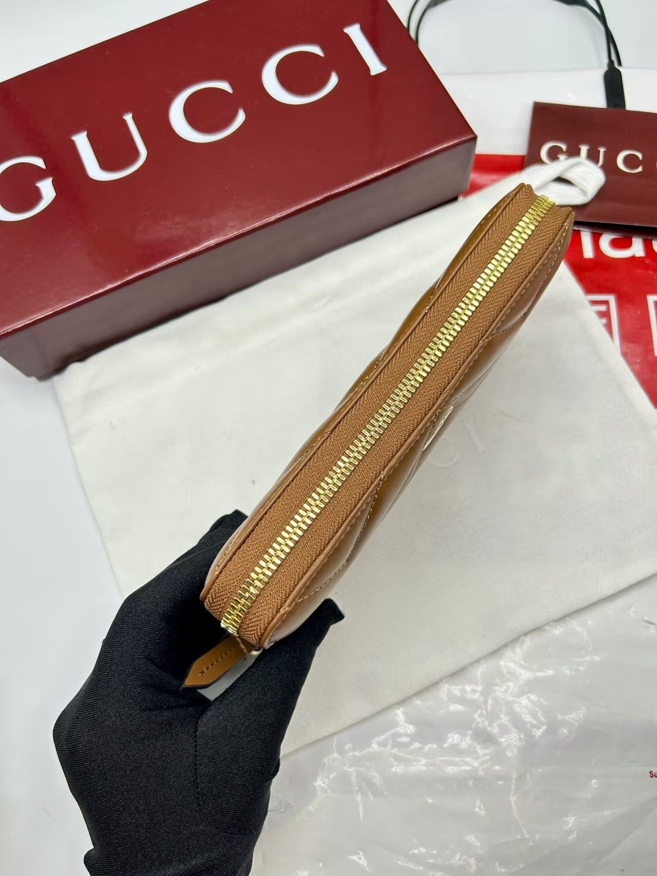 Gvc*1 GG Marmont zip around wallet 19x10.5x2cm