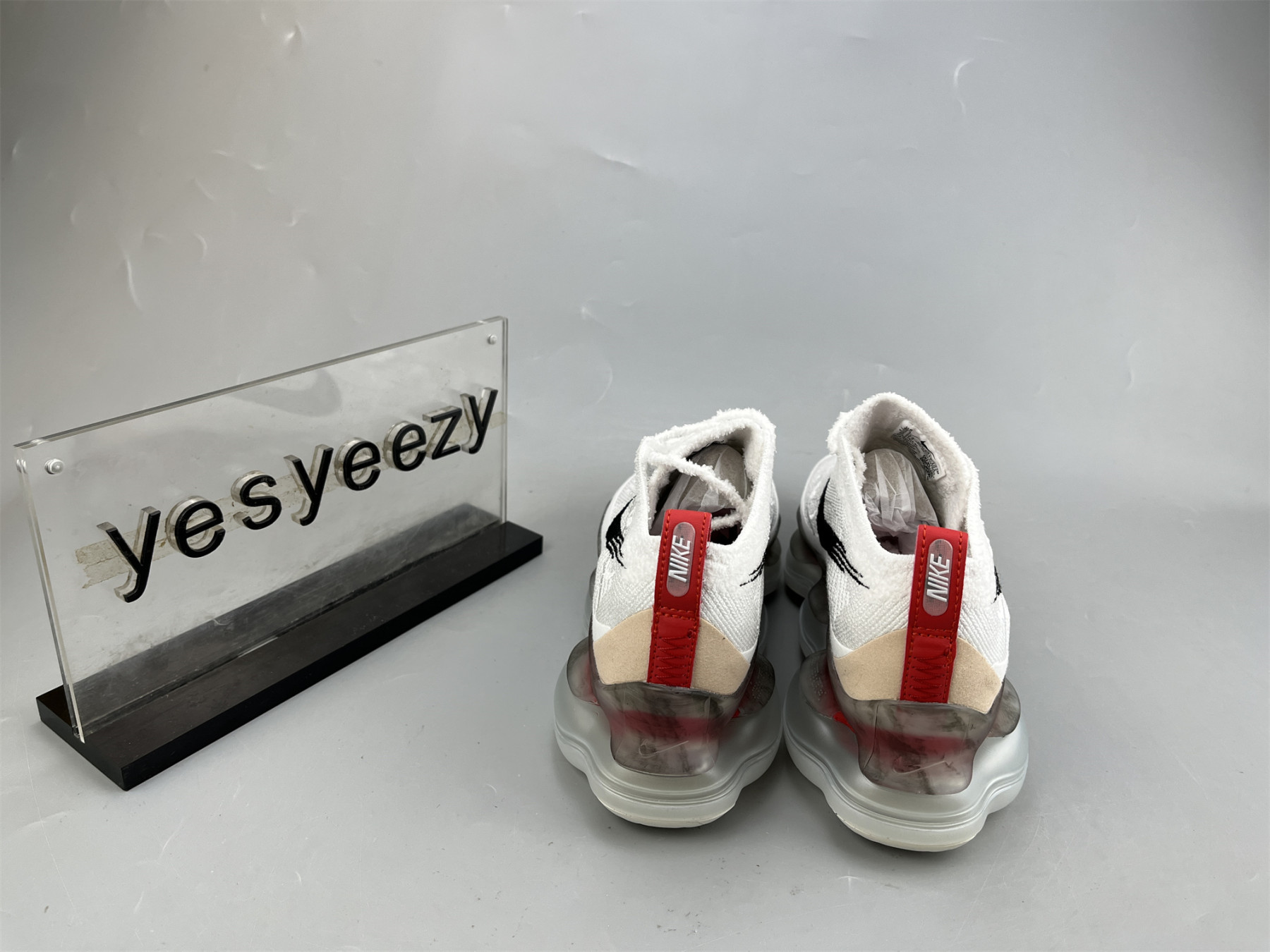 UA NIKE AIR MAX SCORPION FLYKNIT 