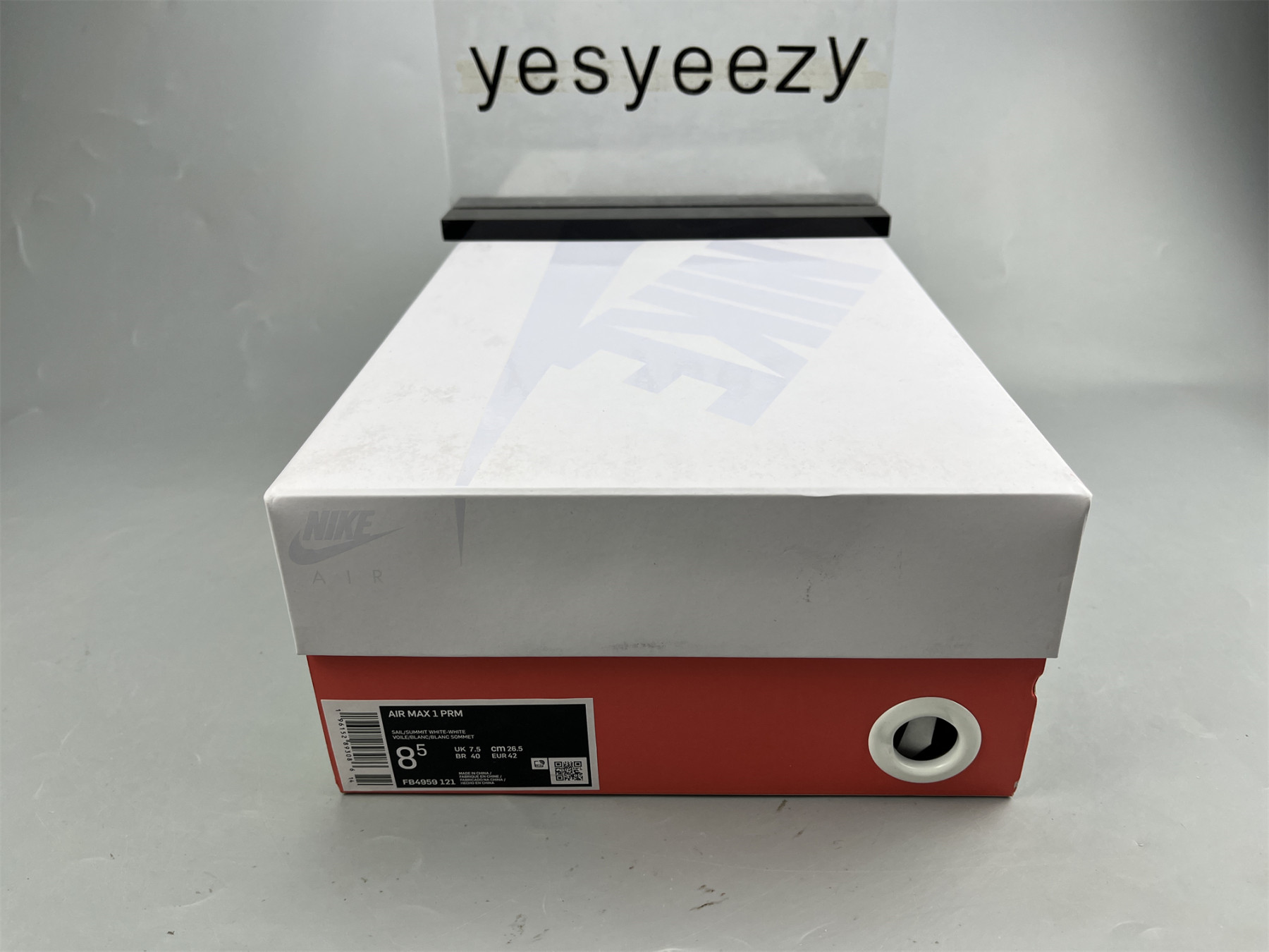 UA NIKE WMNS AIR MAX 1 PREMIUM 