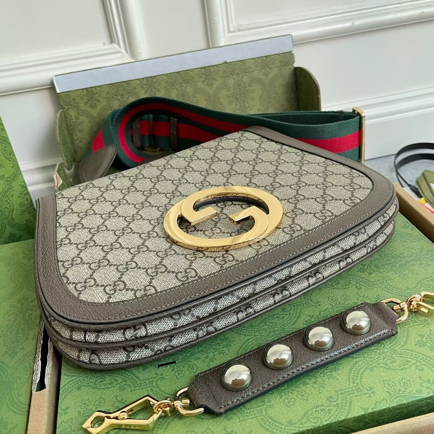 Gvc*1 BLONDIE TOP HANDLE BAG 29x22x7cm