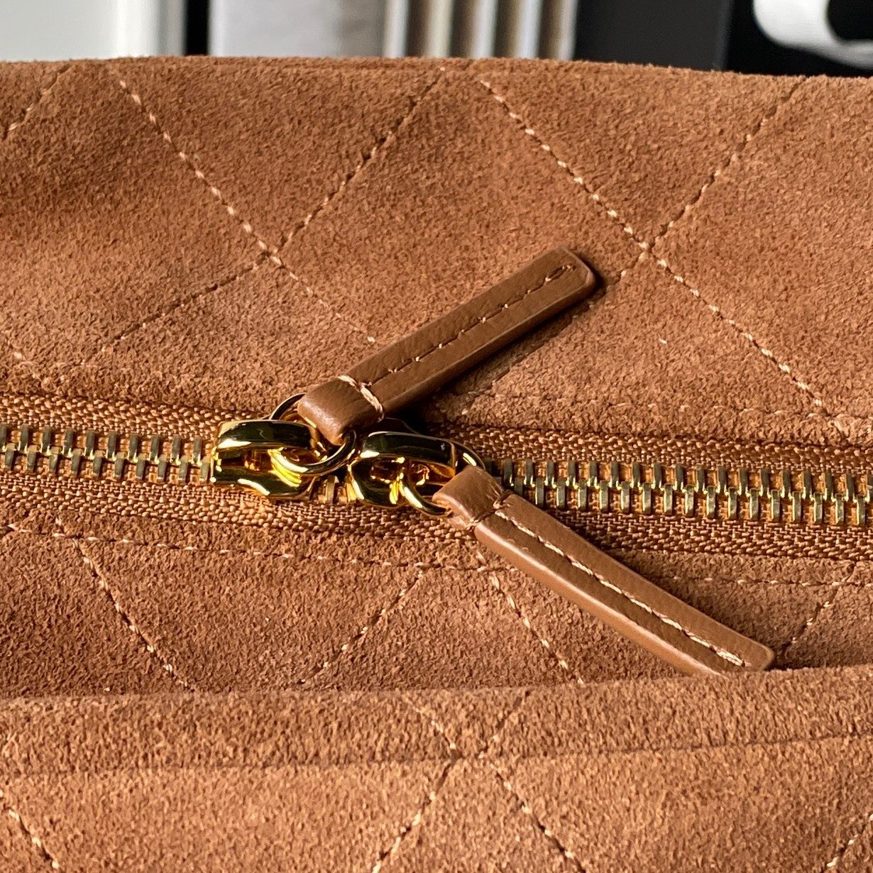 Ch**el Suede Roller Bag AS6406 32x15x8cm