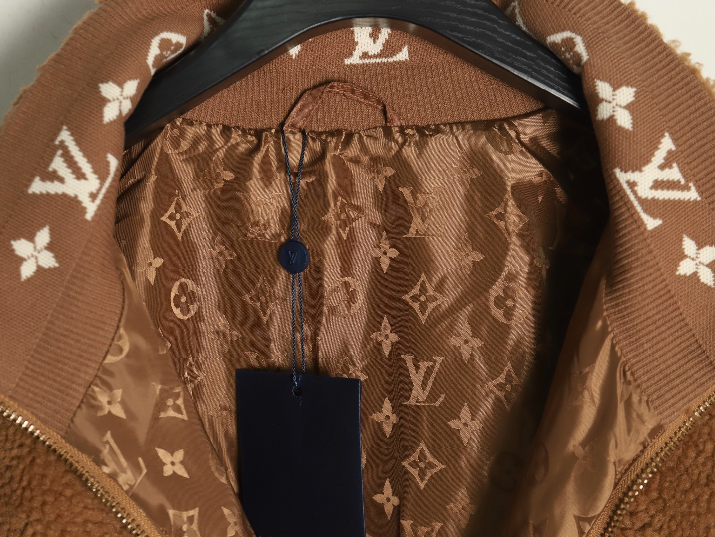 L0vis Vvtt0n LV 24Fw Jacket