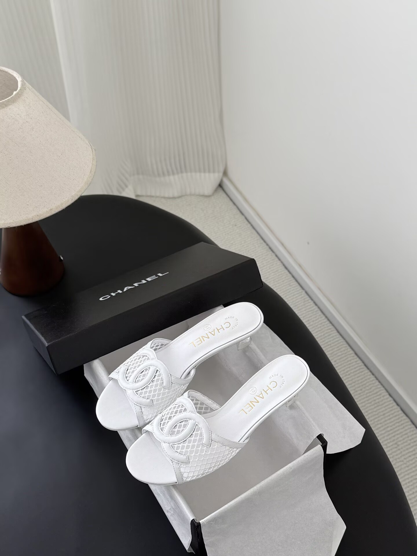 ua Ch**el sandals 4.5cm heel