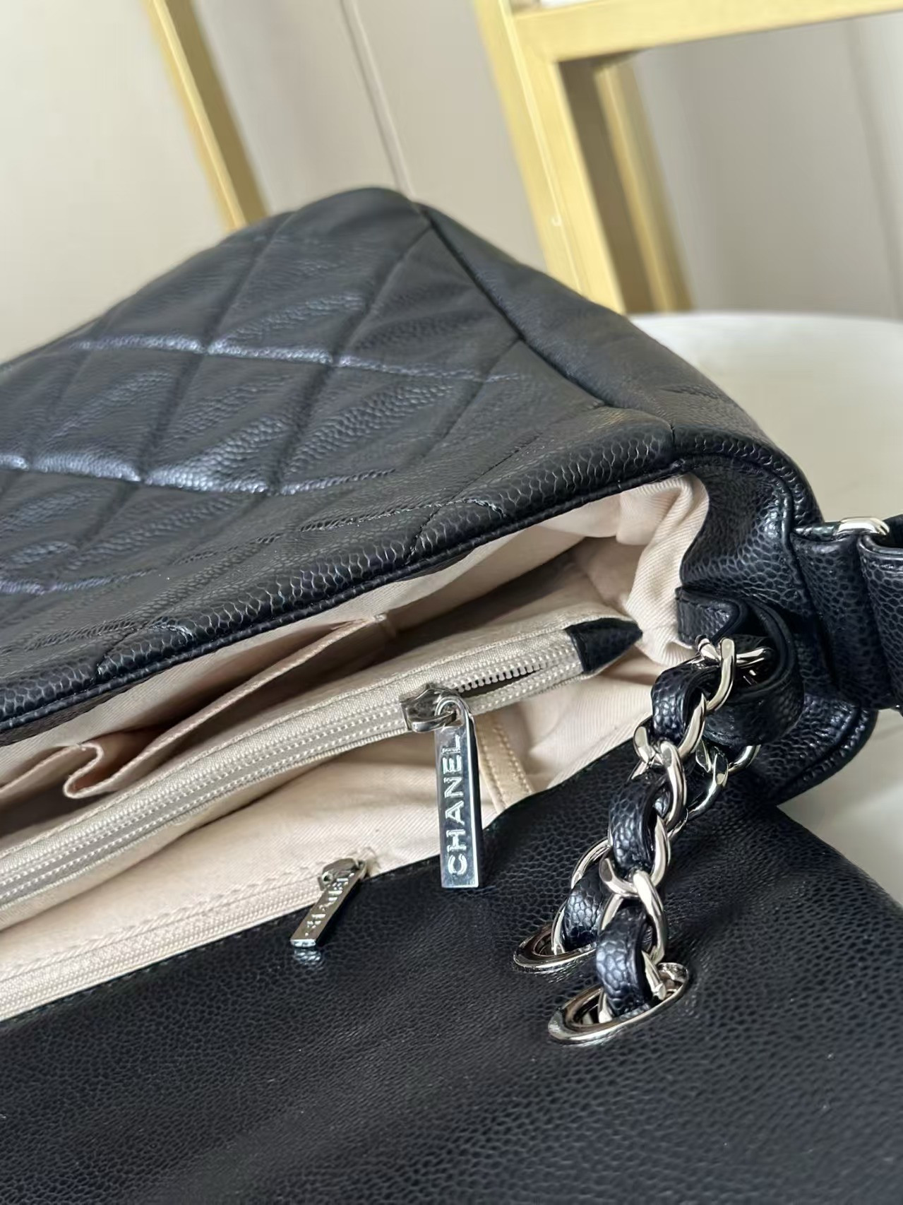 Ch**el Flap Bag AS3373 40x30x11cm