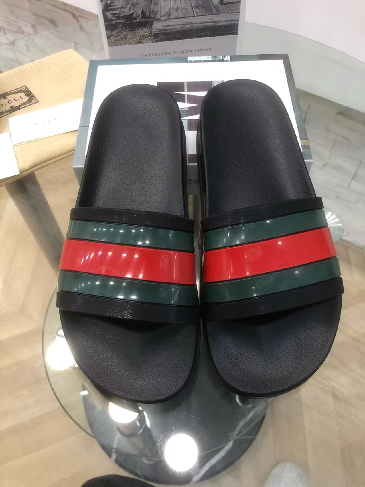 UA Gvc*1 Slide