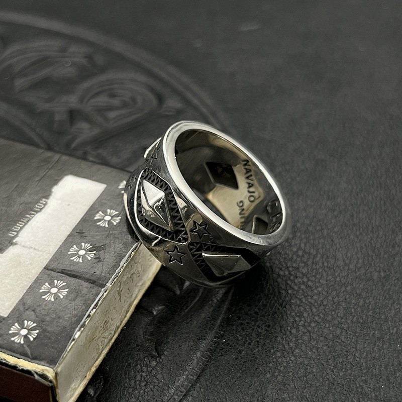 Ch*0me He**ts D1am0nd-shaped Star Ring