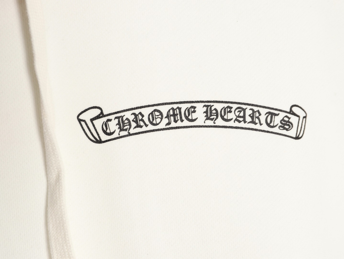 Ch*0me He**ts Hoodies