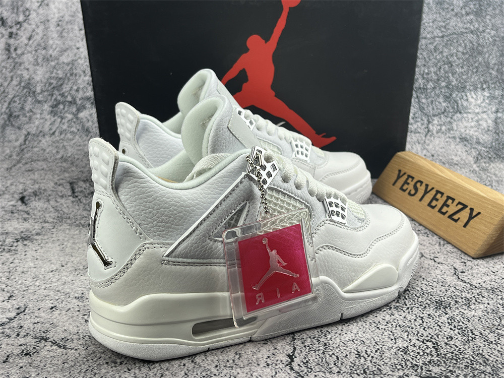 UA AIR JORDAN 4 RETRO "PURE MONEY"