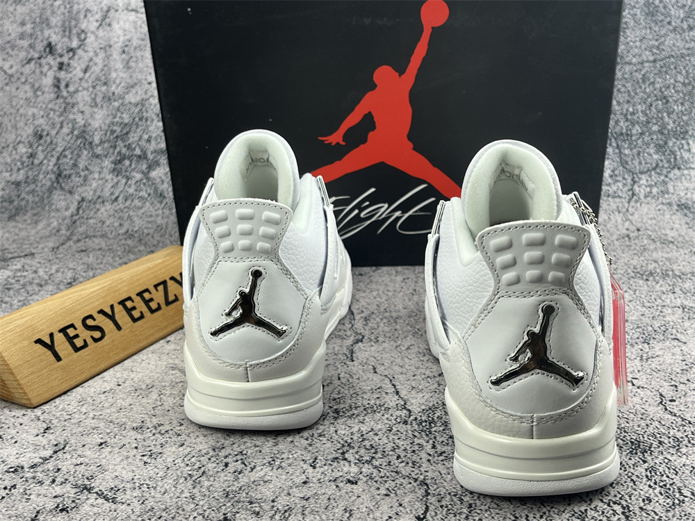 UA AIR JORDAN 4 RETRO "PURE MONEY"