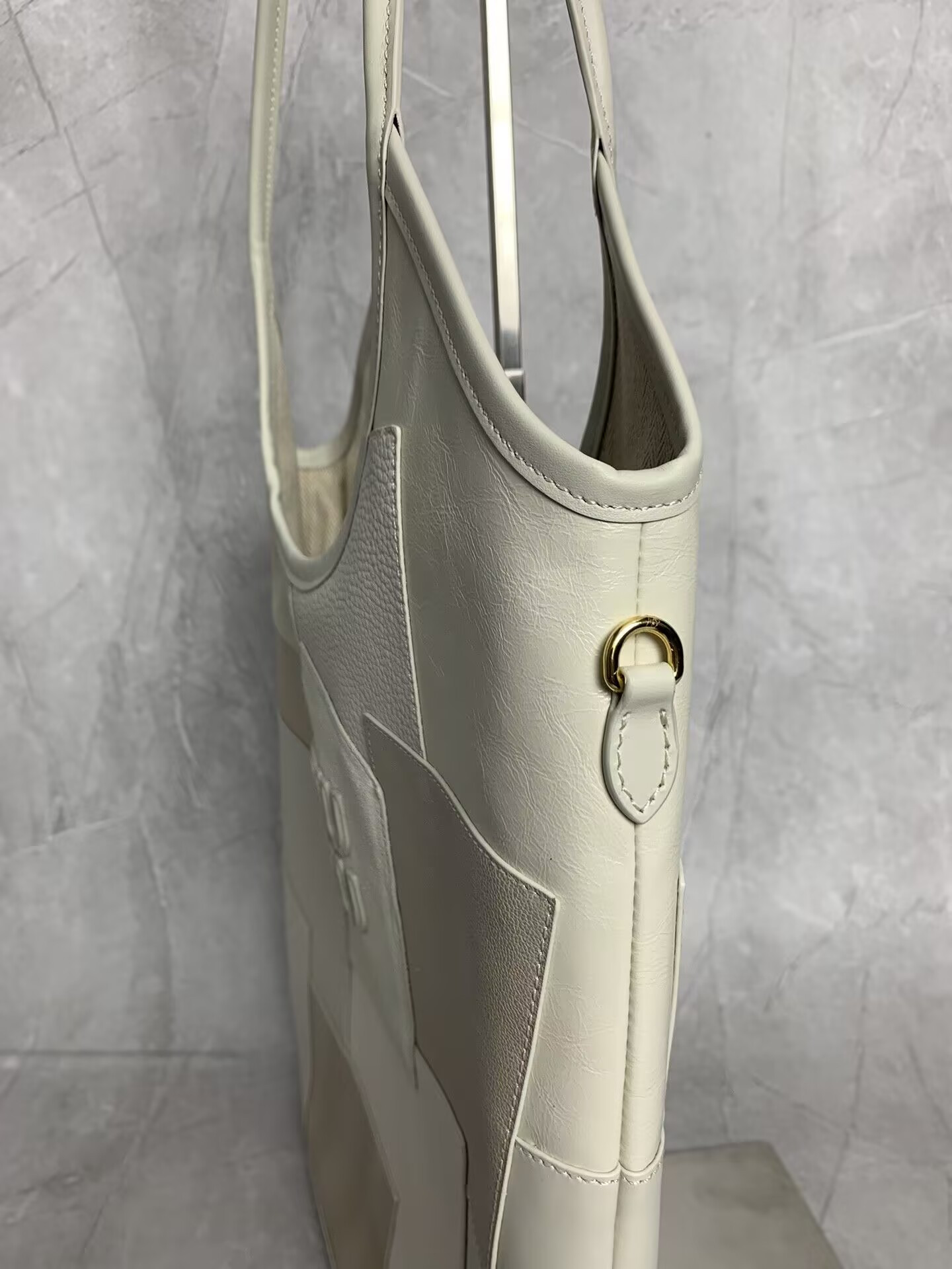 Miu Miu IVY leather patchwork bag 40x35cm