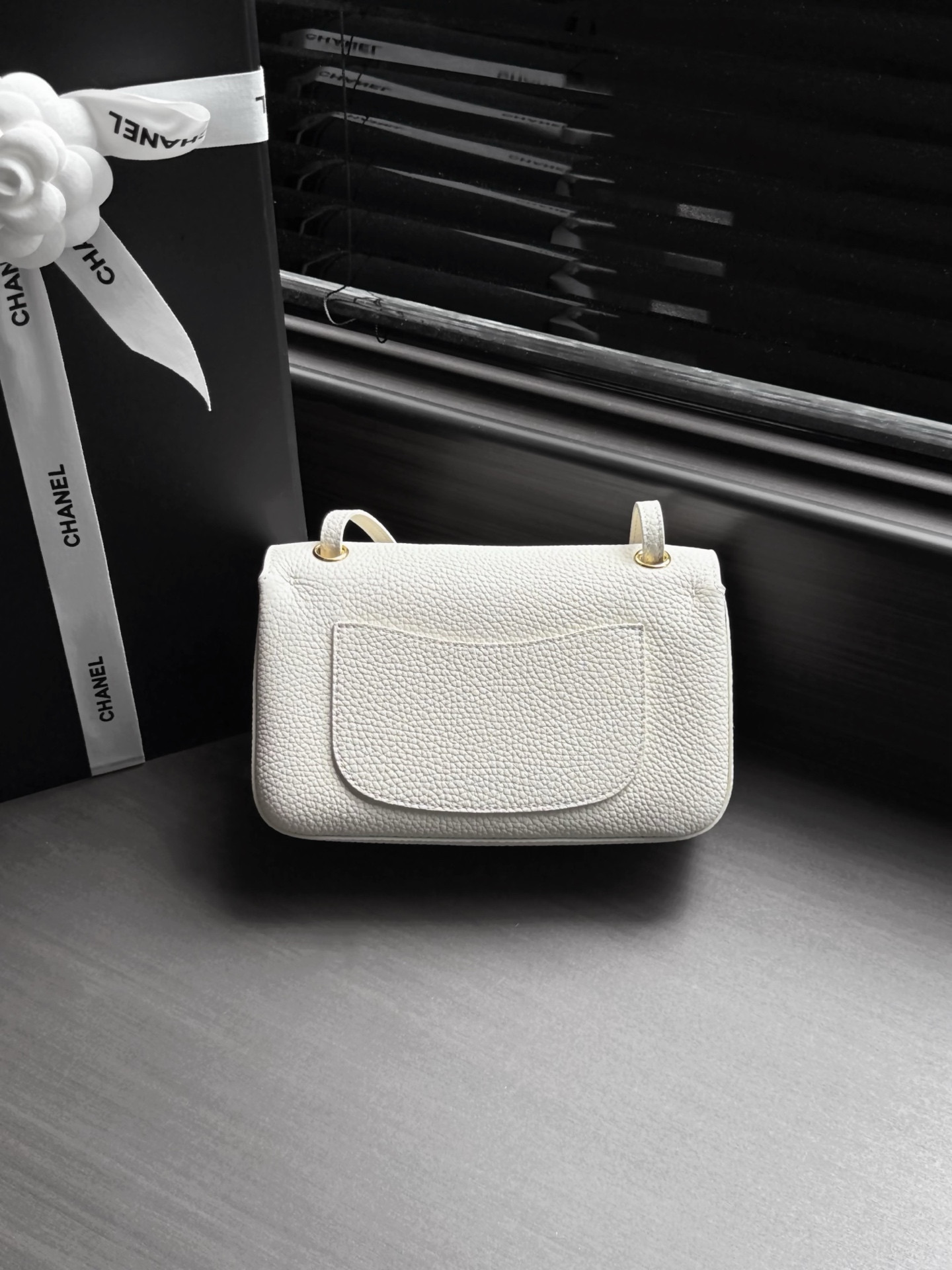 Ch**el Mini Flap Bag Gold Hardware AS6573 13x20x6cm