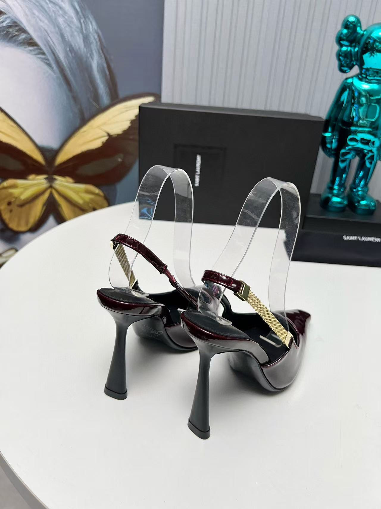 UA Y51 Sa1nt Lau*nt Glazed Calfskin Lee Slingback Pumps