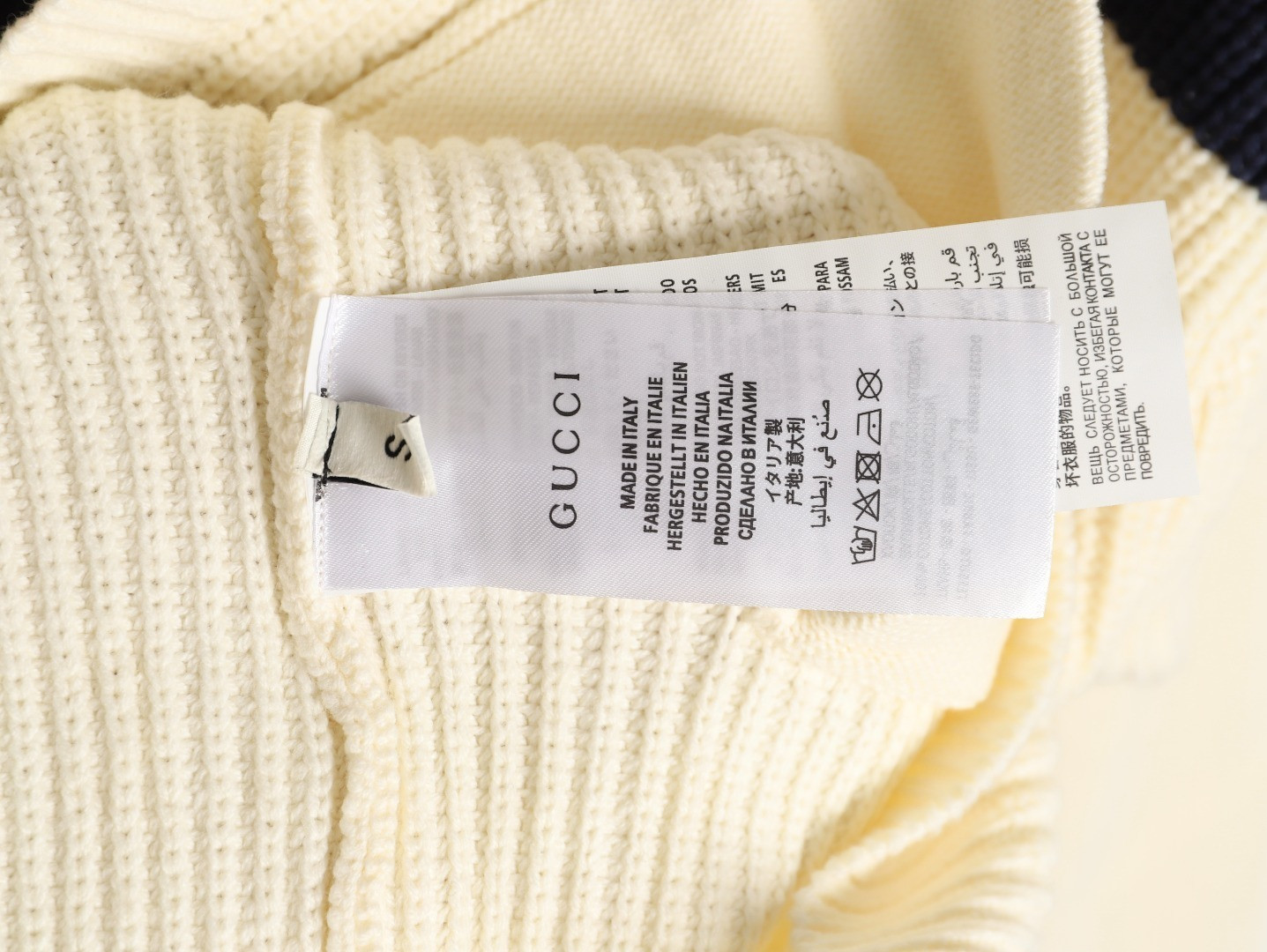 Gvc*1 25Fw Cardigan Sweaters