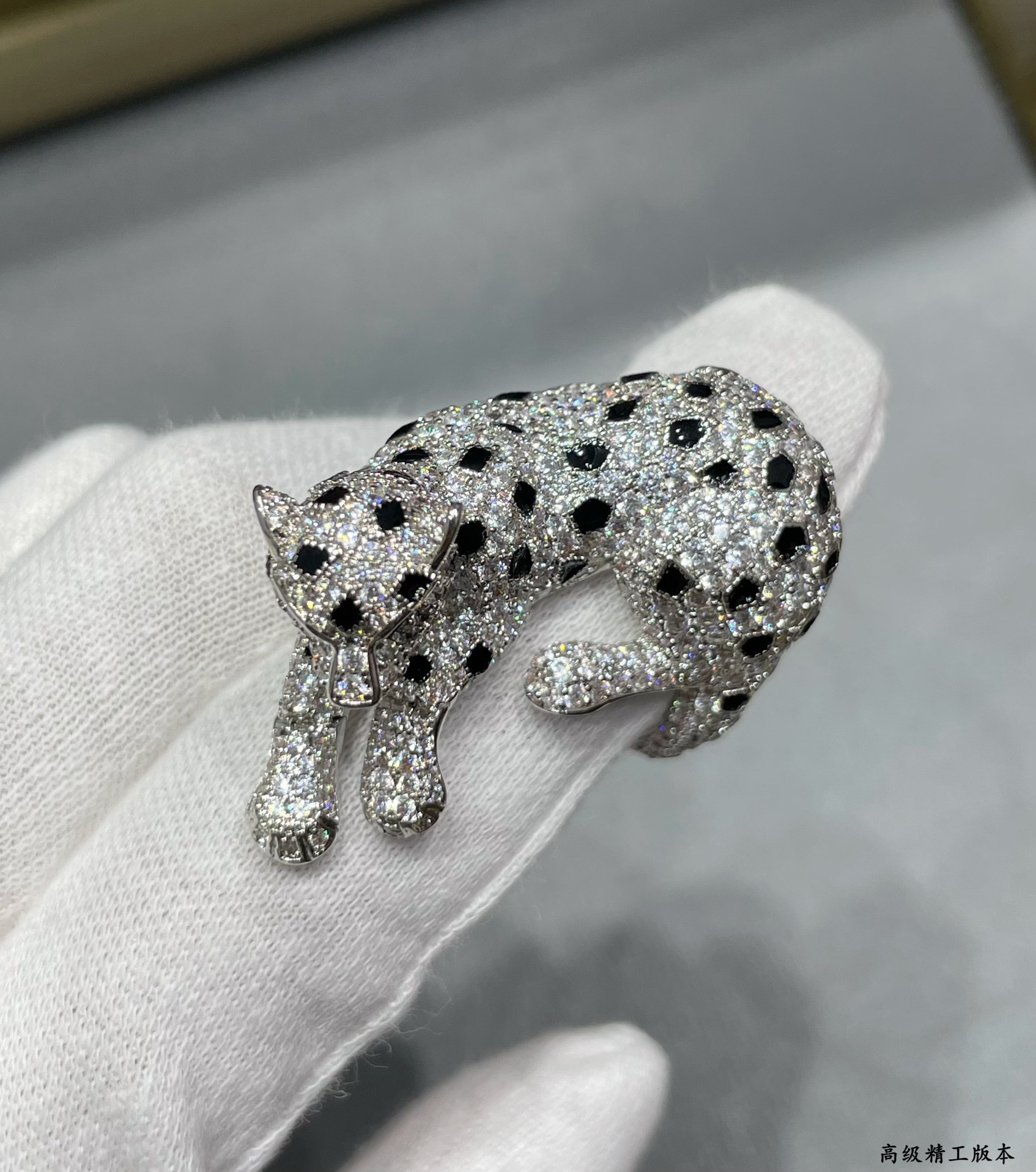 Ca*t1er spotted leopard Ring