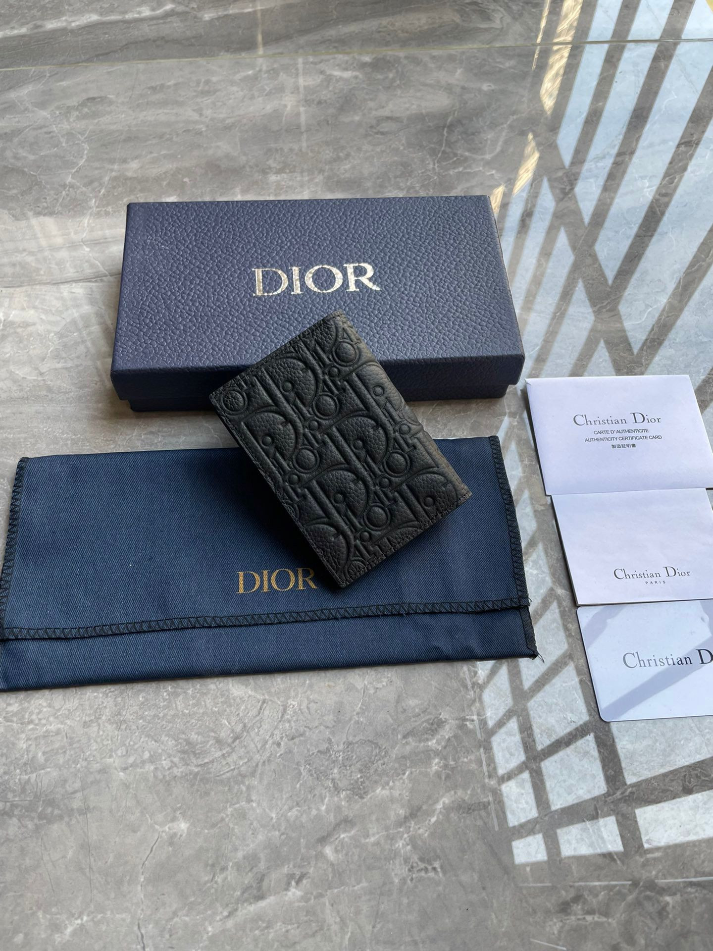 D10r Card Holder