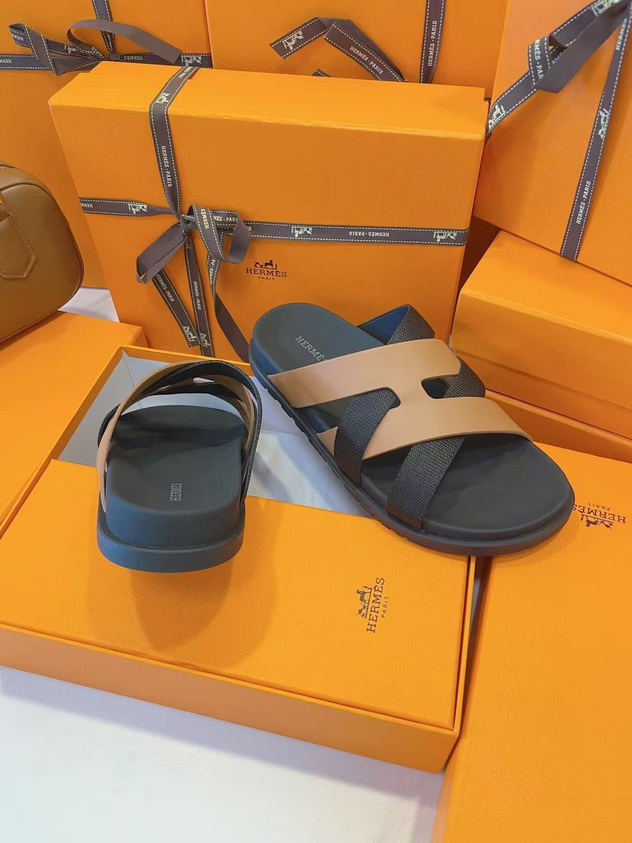 UA H**me5 Kazimir Sandal