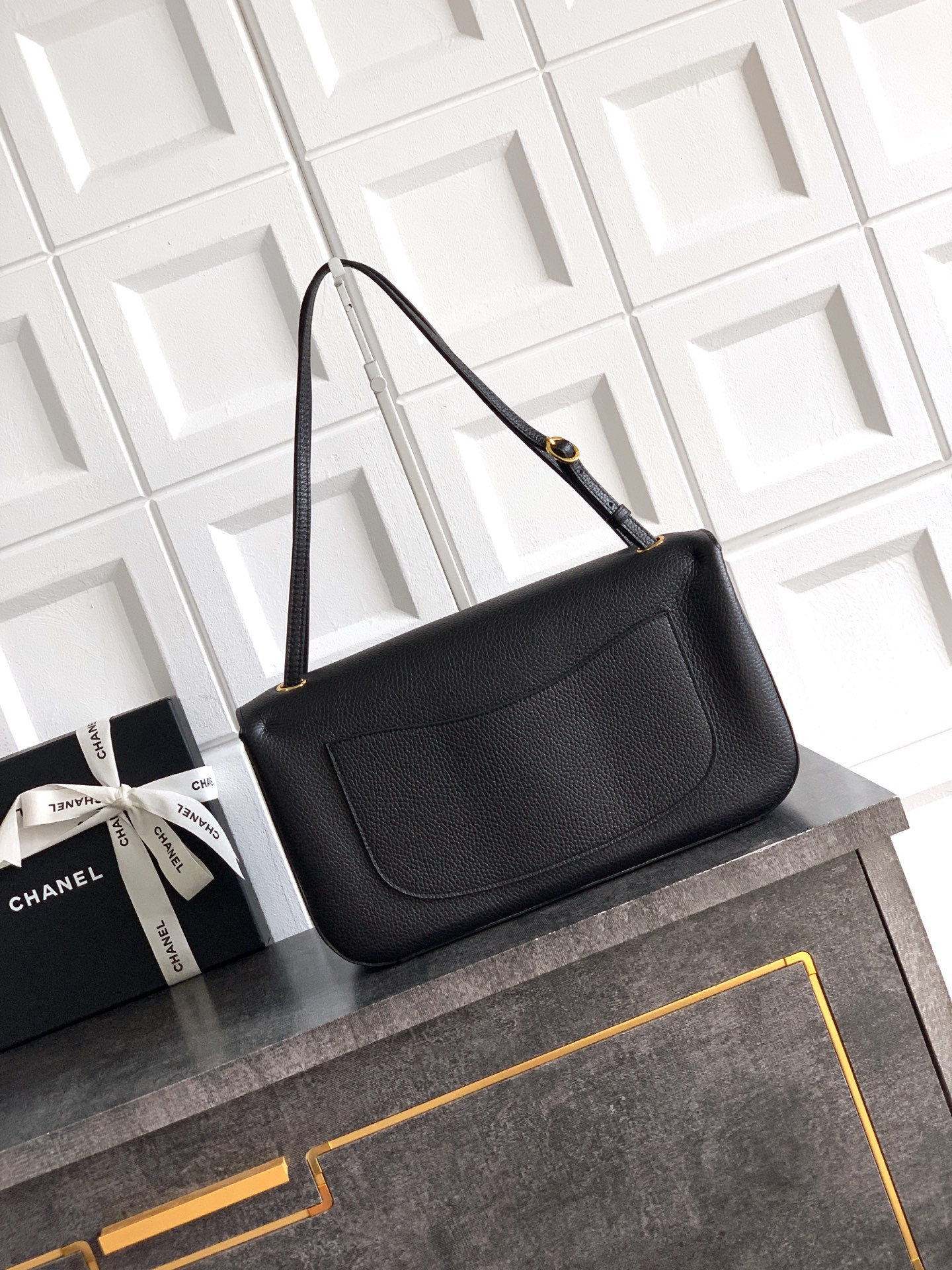 Ch**el maxi flapbag as6231 19.5x32x10cm
