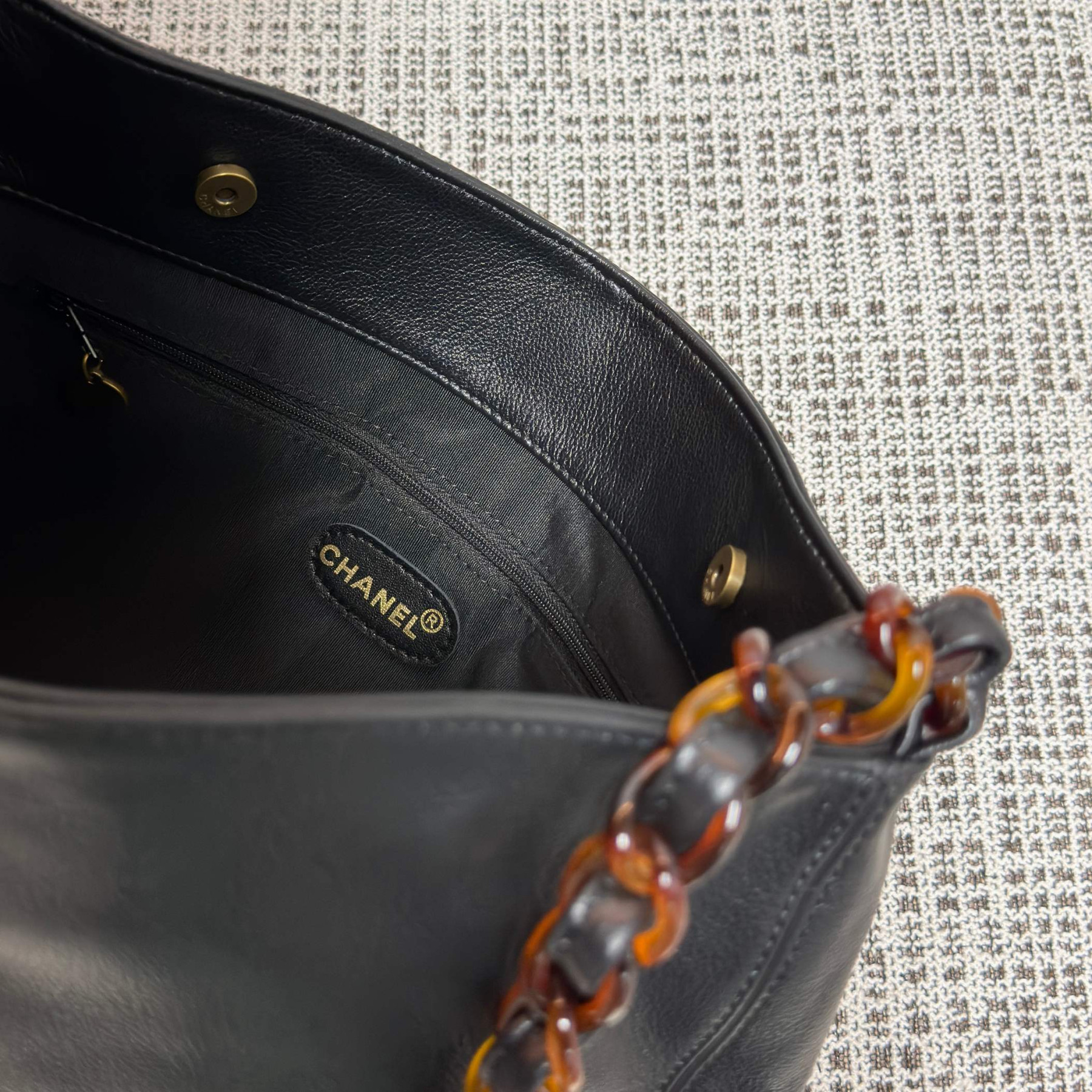 Chanel Hobo Bag 33x32cm