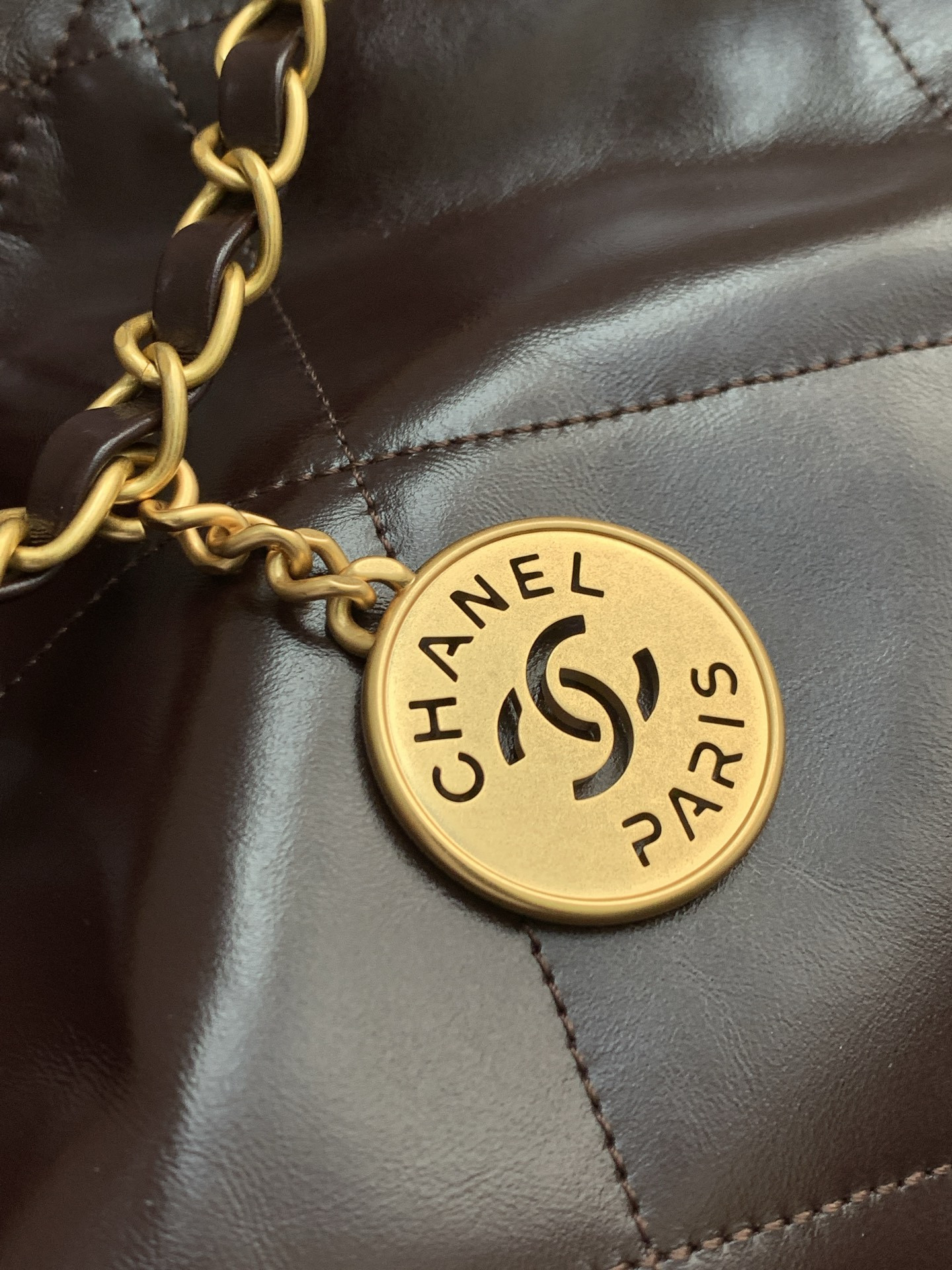 Ch**el 22 HANDBAG AS3261 39×42×8 cm