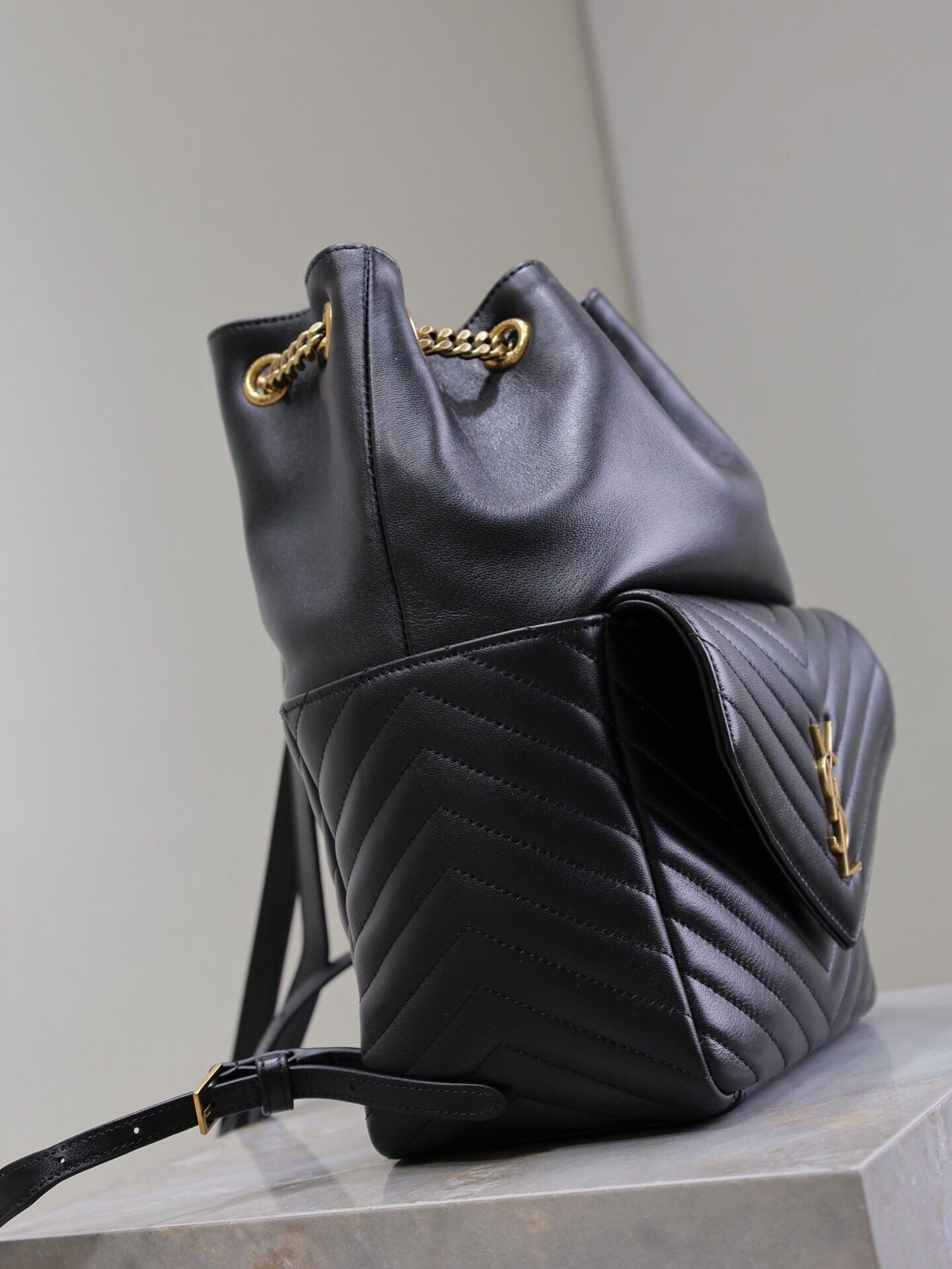 Y51 Sa1nt Lau*nt Joe Drawstring Quilted Backpack 22x29x15cm