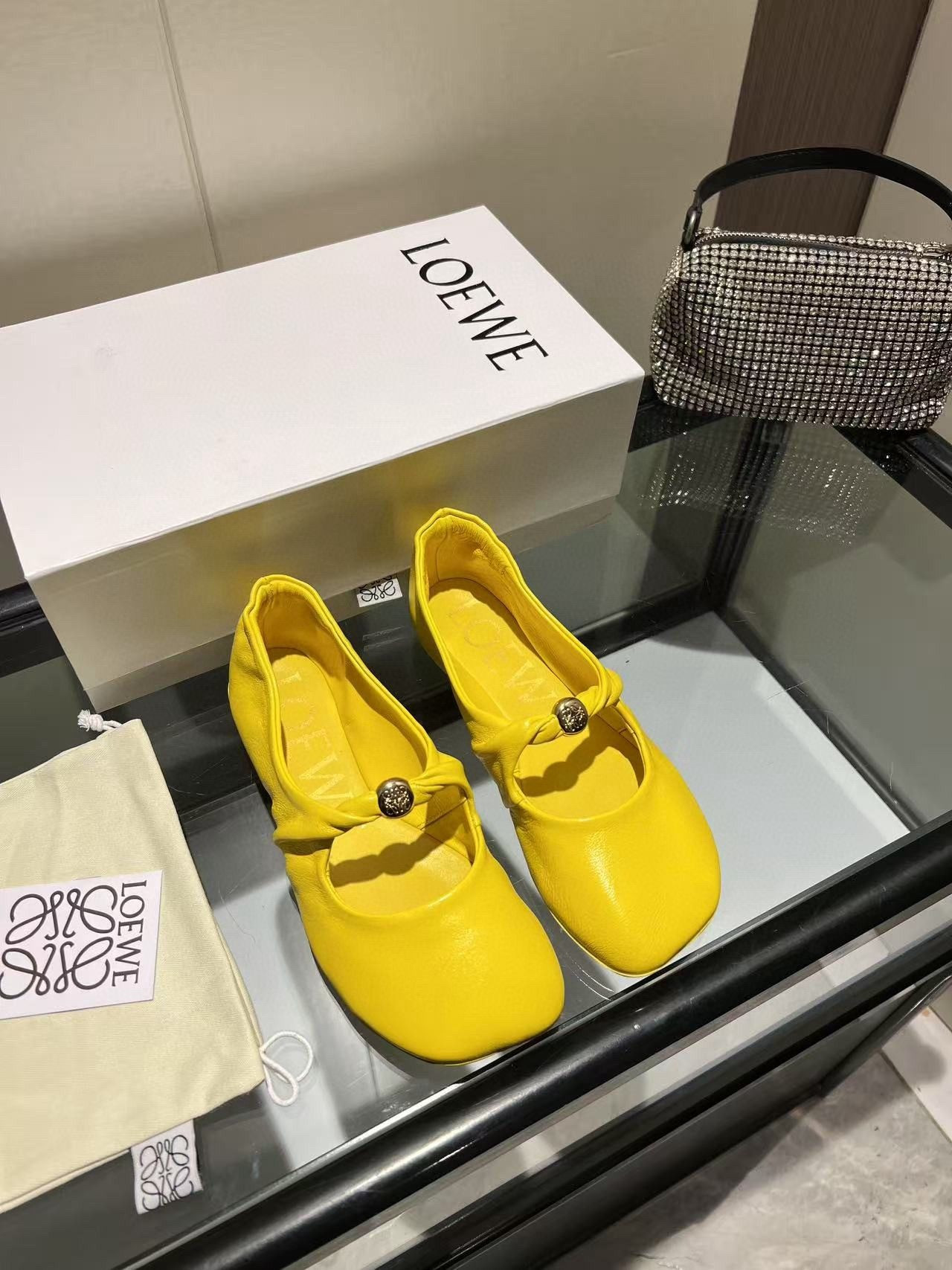 UA L0ew* Pebble Soft Ballerina In Nappa Lambskin
